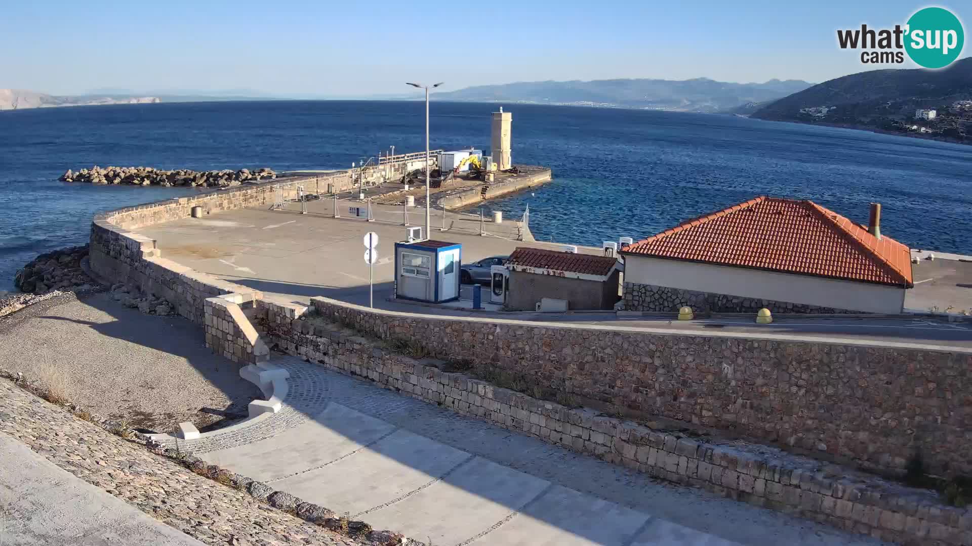 Webcam Porto di Segna – Frangiflutti e Faro in diretta