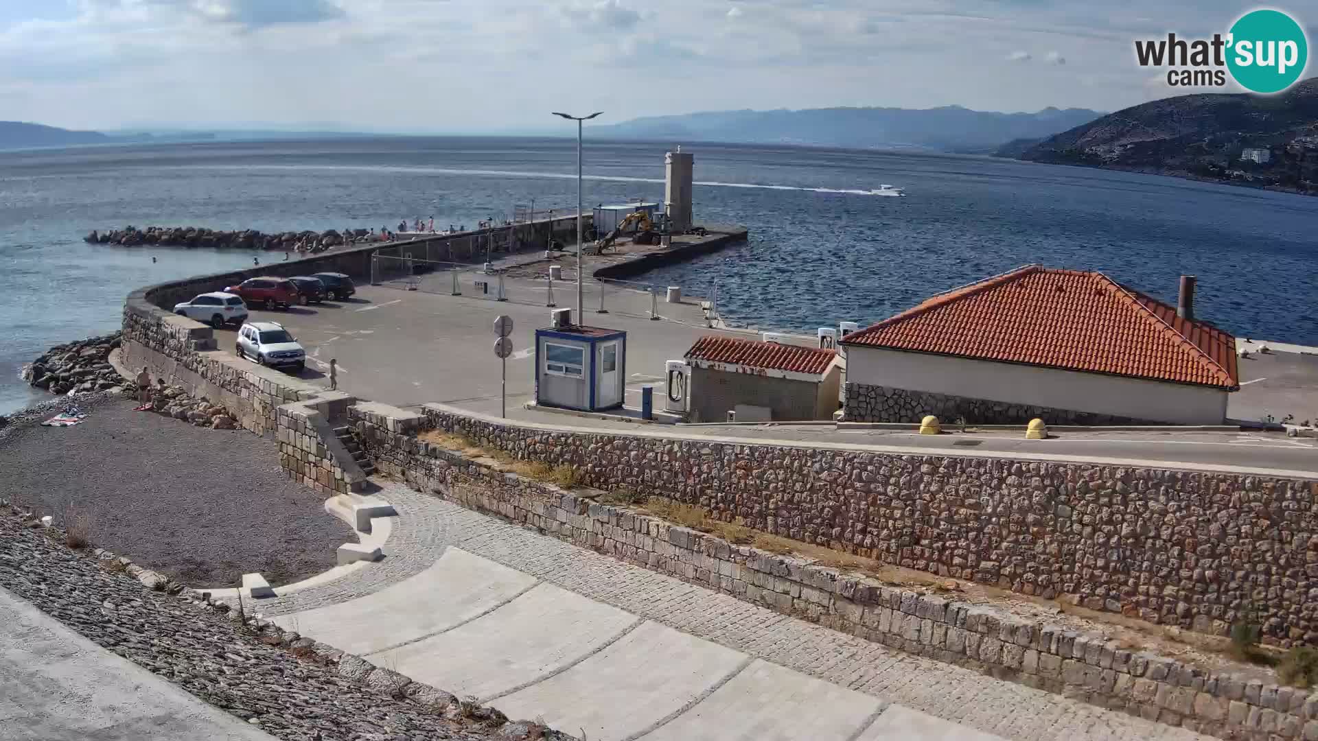 Webcam puerto de Senj – Rompeolas y faro en directo