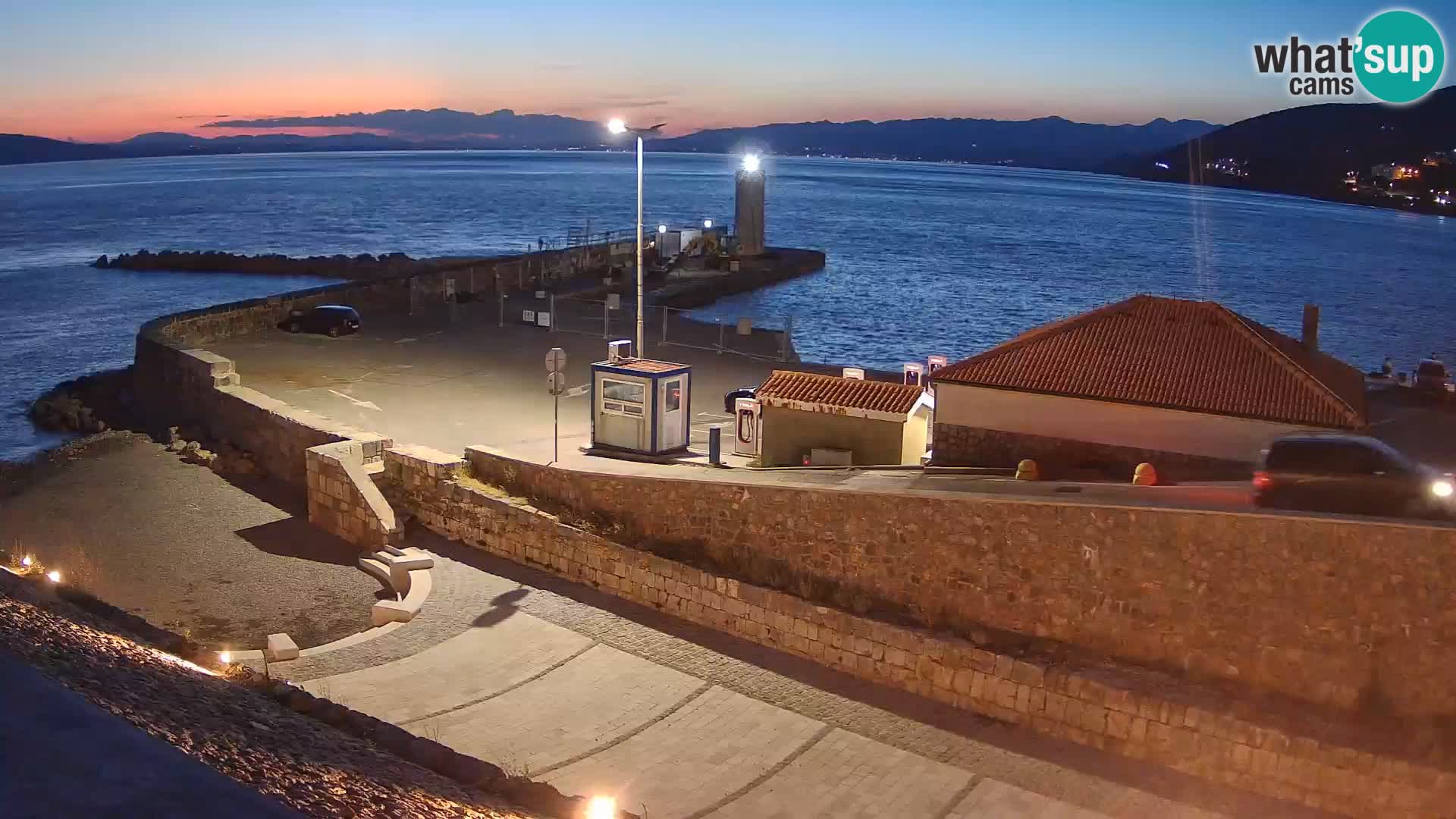 Senj Harbour Webcam – Breakwater & Lighthouse Live View