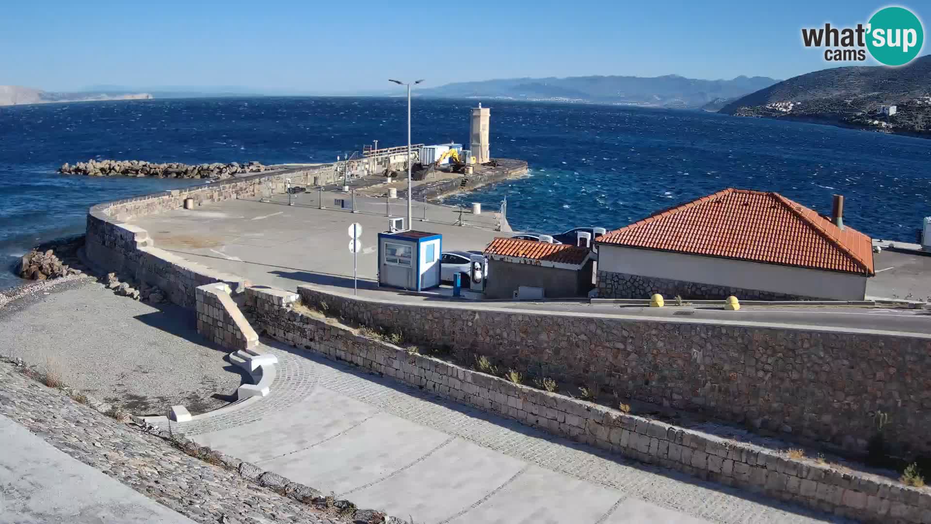 Webcam Porto di Segna – Frangiflutti e Faro in diretta