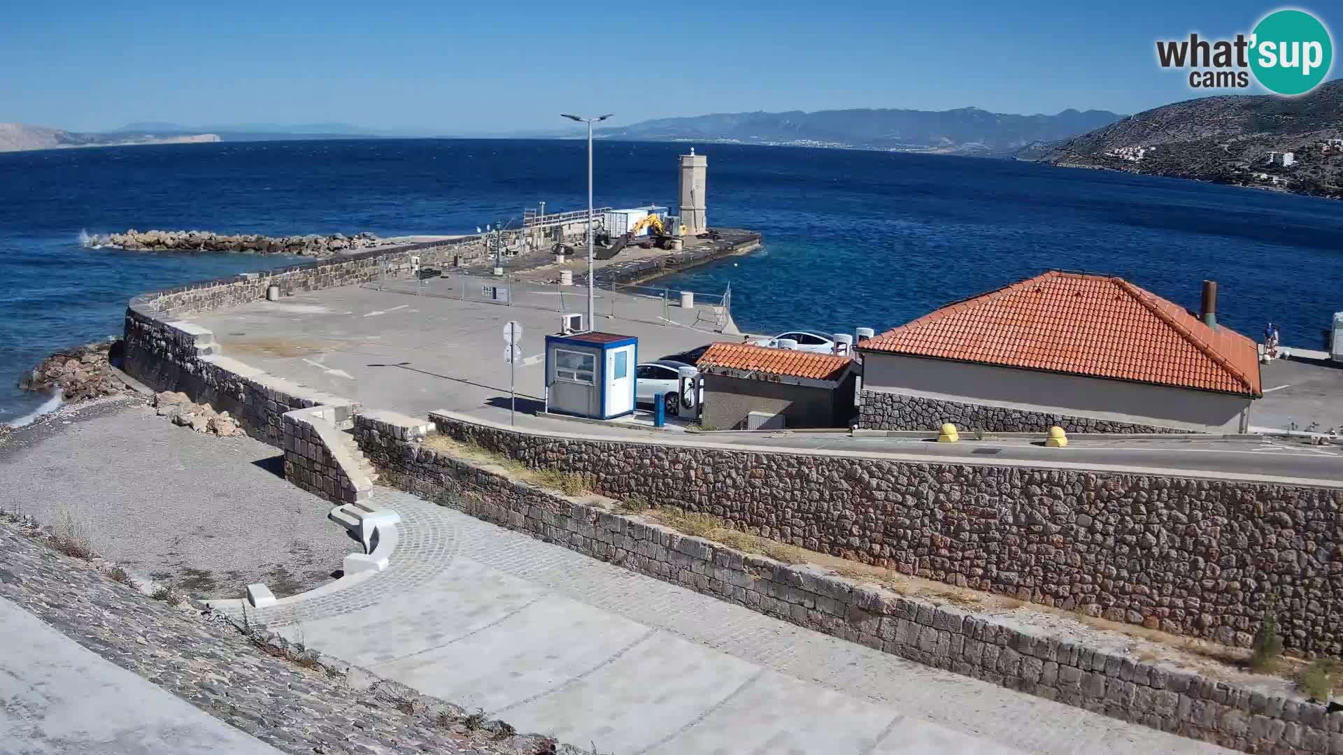 Senj Hafen Webcam – Wellenbrecher & Leuchtturm Liveblick