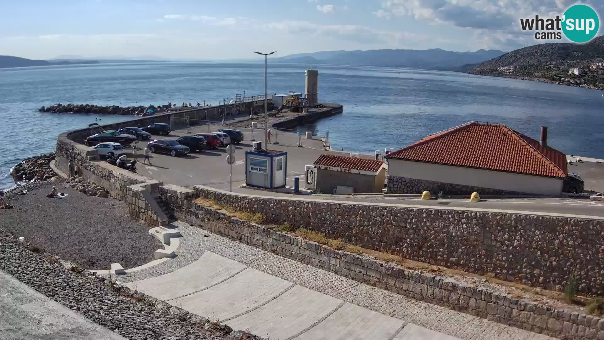 Senj Hafen Webcam – Wellenbrecher & Leuchtturm Liveblick