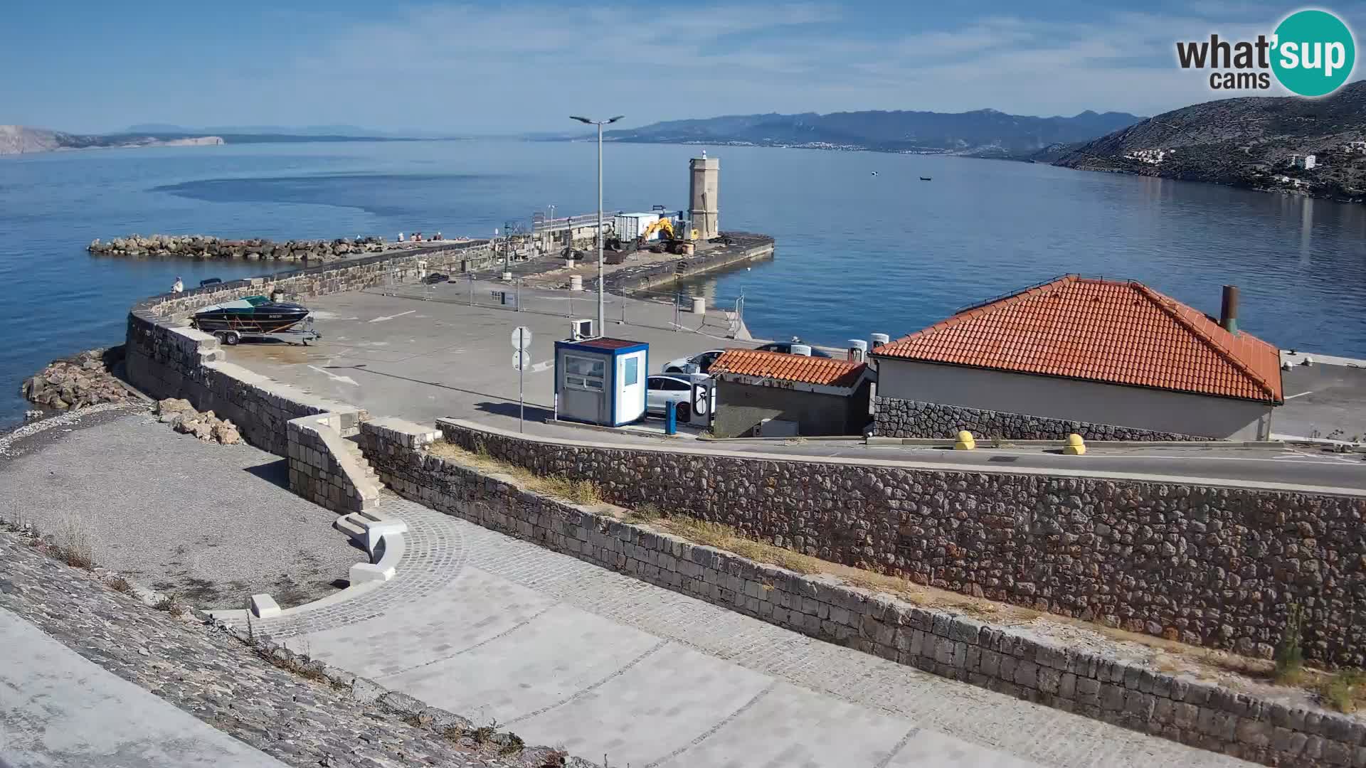 Webcam Porto di Segna – Frangiflutti e Faro in diretta