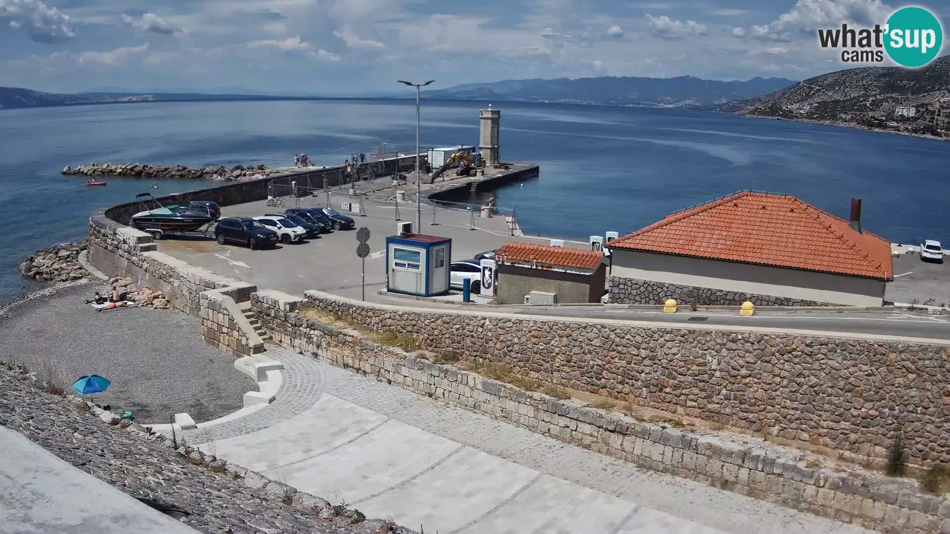 Senj Hafen Webcam – Wellenbrecher & Leuchtturm Liveblick