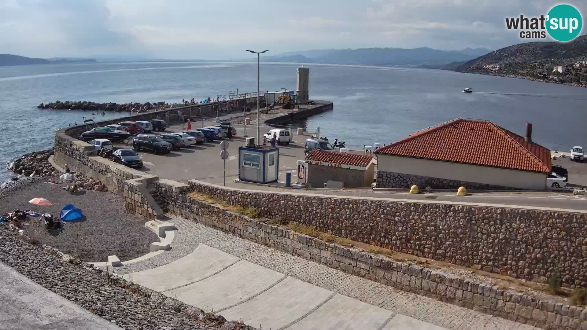 Senj Hafen Webcam – Wellenbrecher & Leuchtturm Liveblick