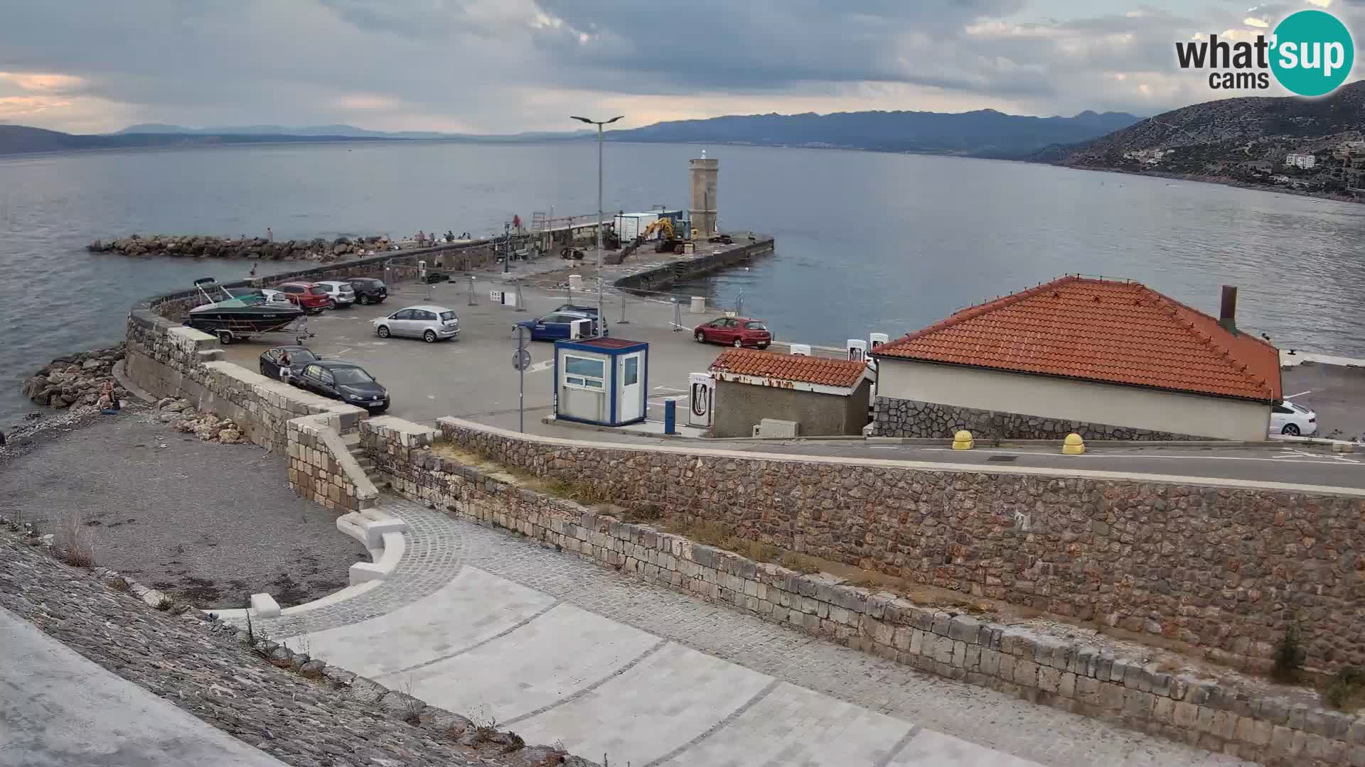 Webcam puerto de Senj – Rompeolas y faro en directo