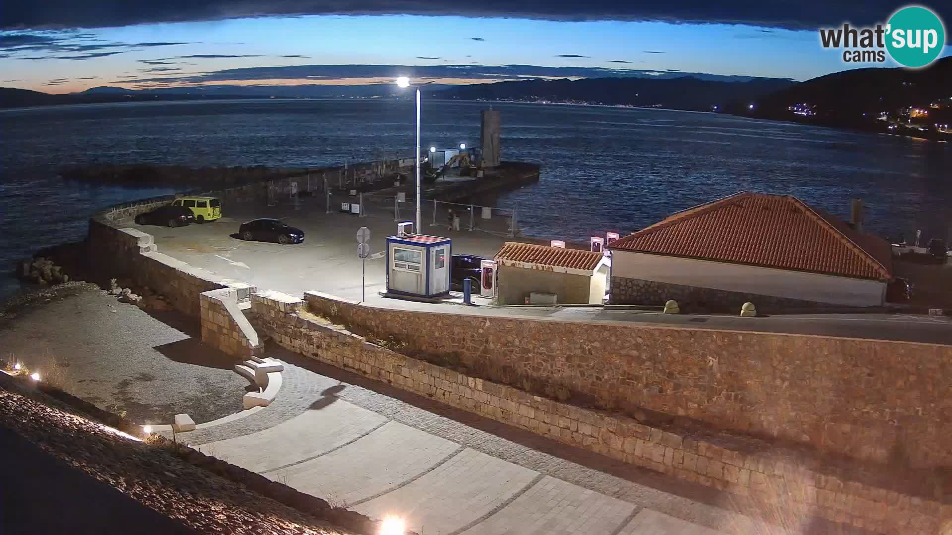 Senj Hafen Webcam – Wellenbrecher & Leuchtturm Liveblick