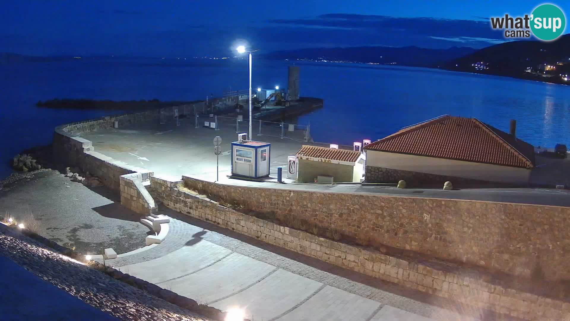 Webcam Porto di Segna – Frangiflutti e Faro in diretta