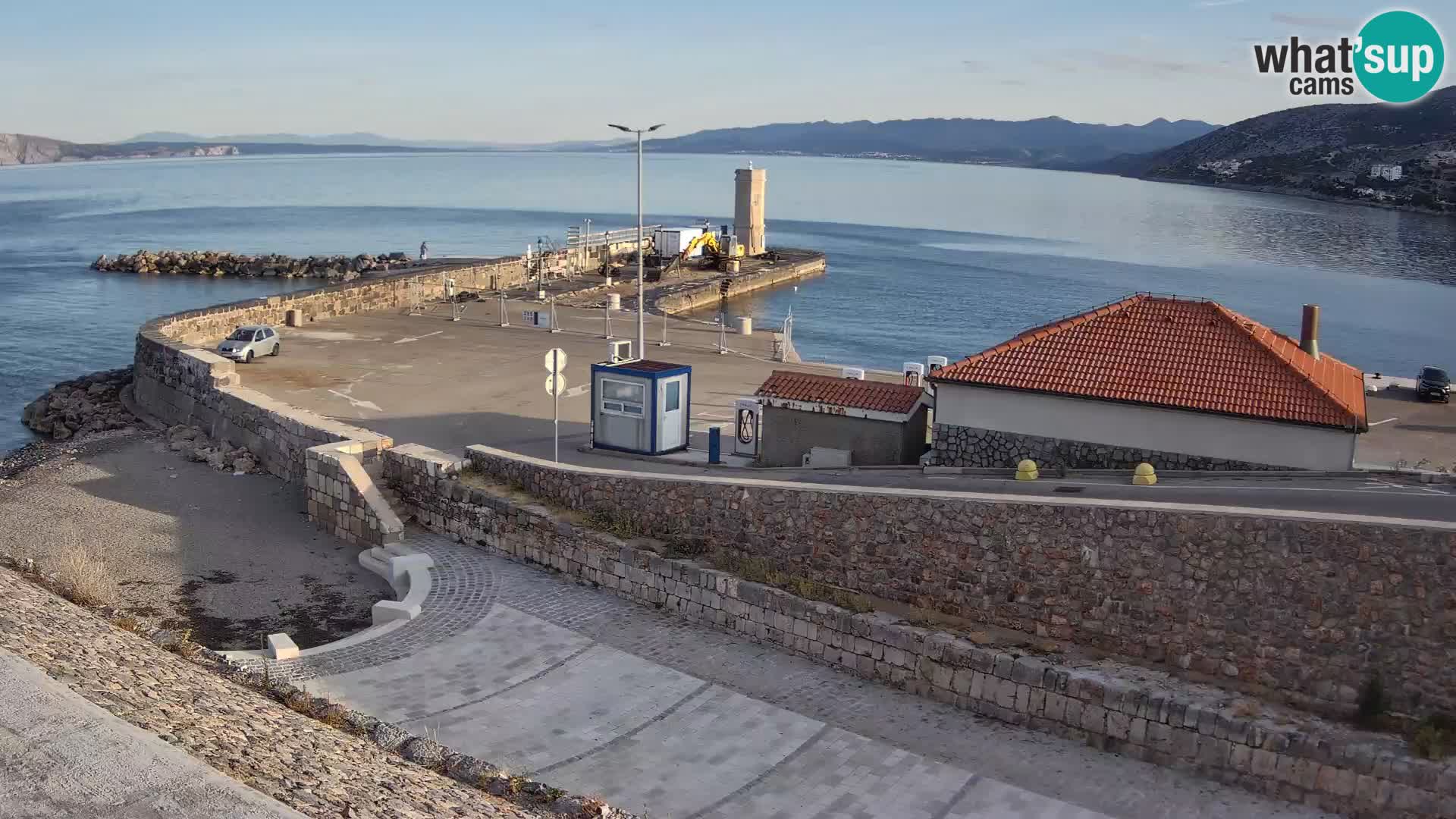 Webcam puerto de Senj – Rompeolas y faro en directo