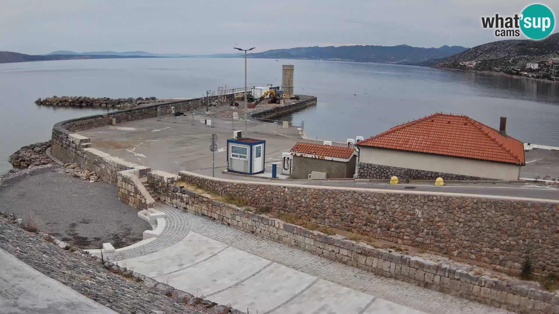 Webcam Porto di Segna – Frangiflutti e Faro in diretta