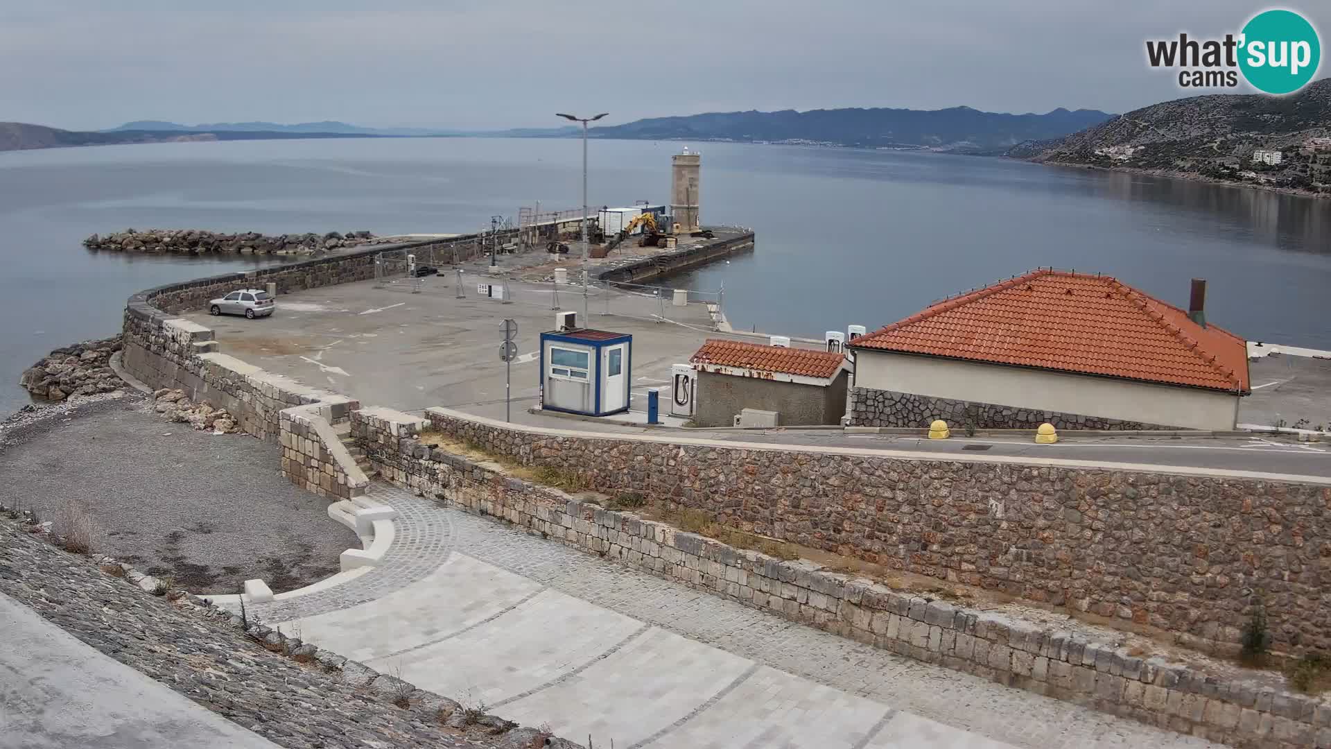 Senj Hafen Webcam – Wellenbrecher & Leuchtturm Liveblick