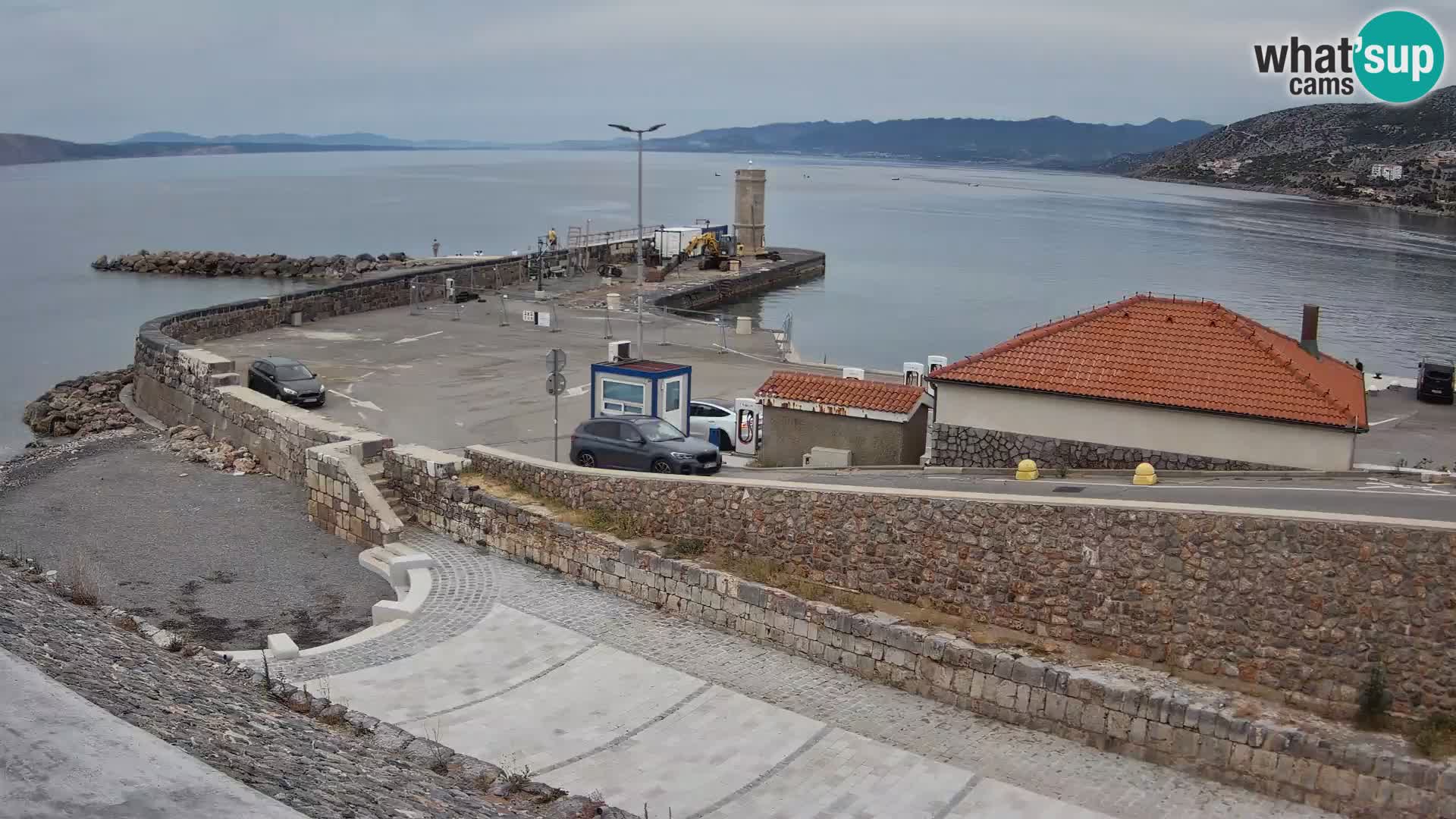 Webcam Porto di Segna – Frangiflutti e Faro in diretta