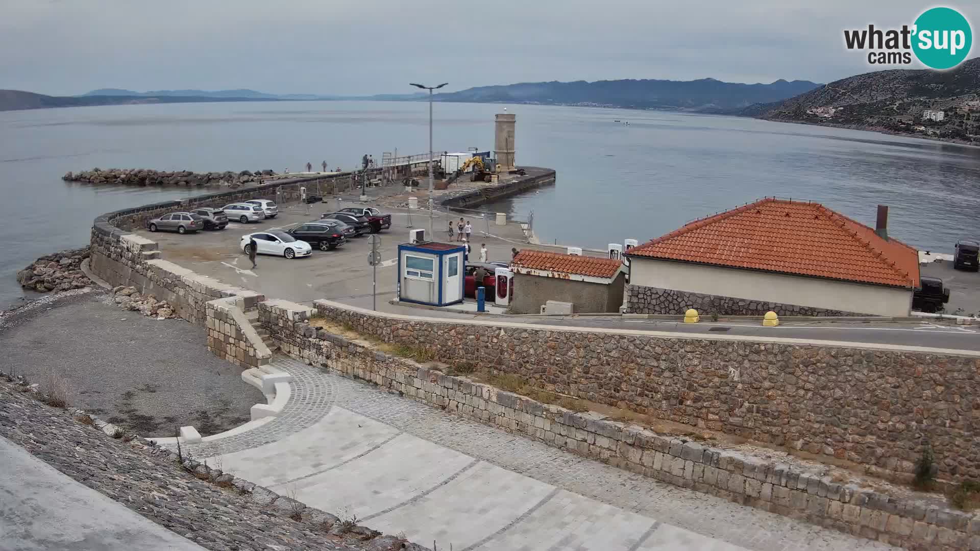 Webcam Porto di Segna – Frangiflutti e Faro in diretta