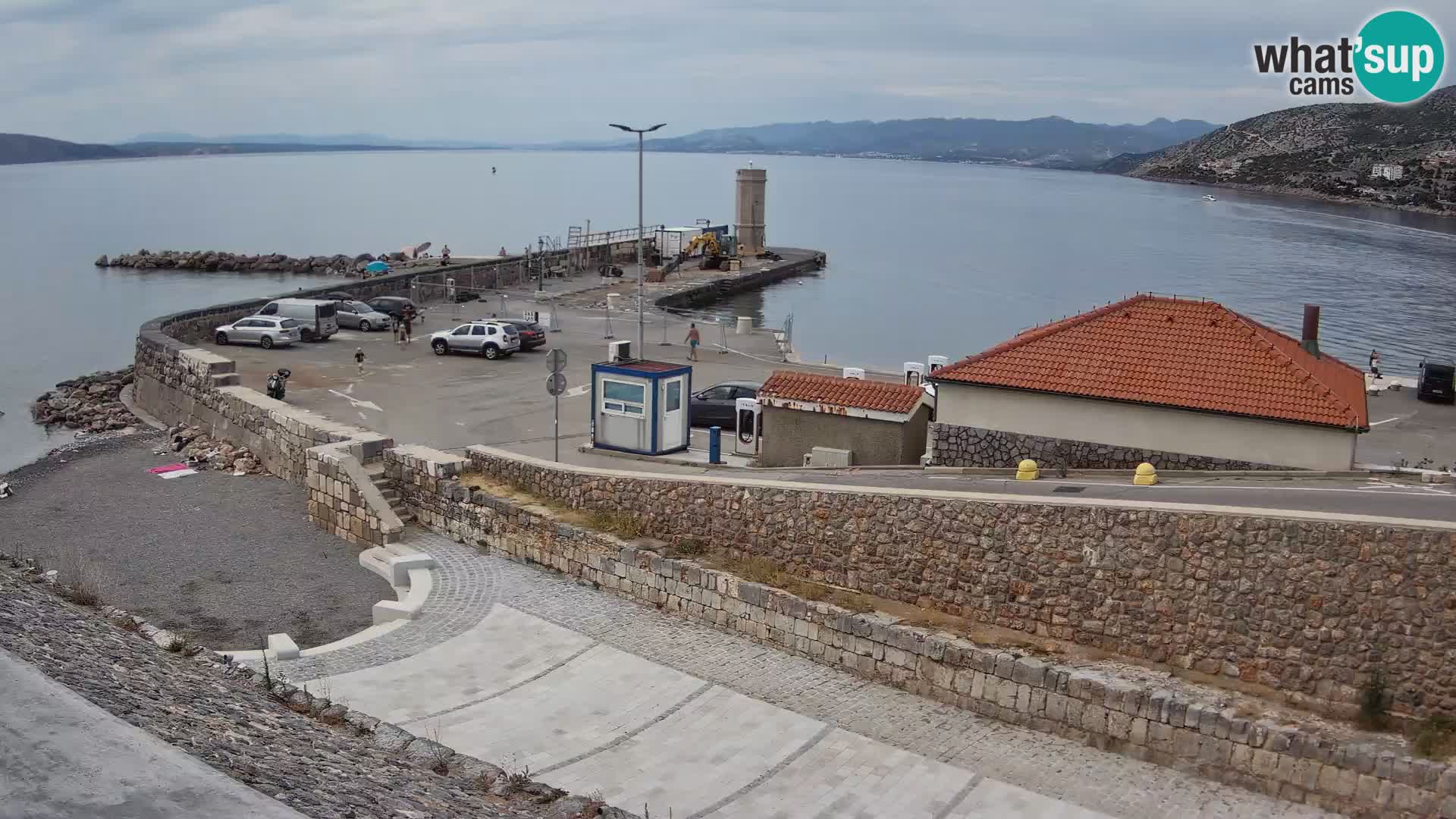 Senj Hafen Webcam – Wellenbrecher & Leuchtturm Liveblick