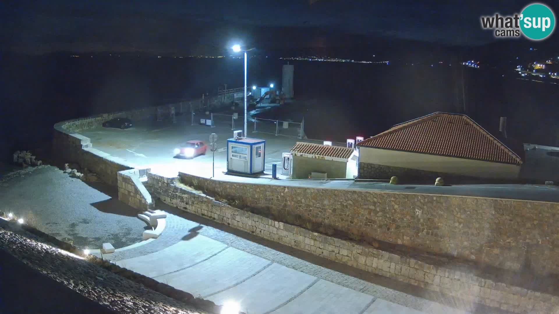 Webcam puerto de Senj – Rompeolas y faro en directo