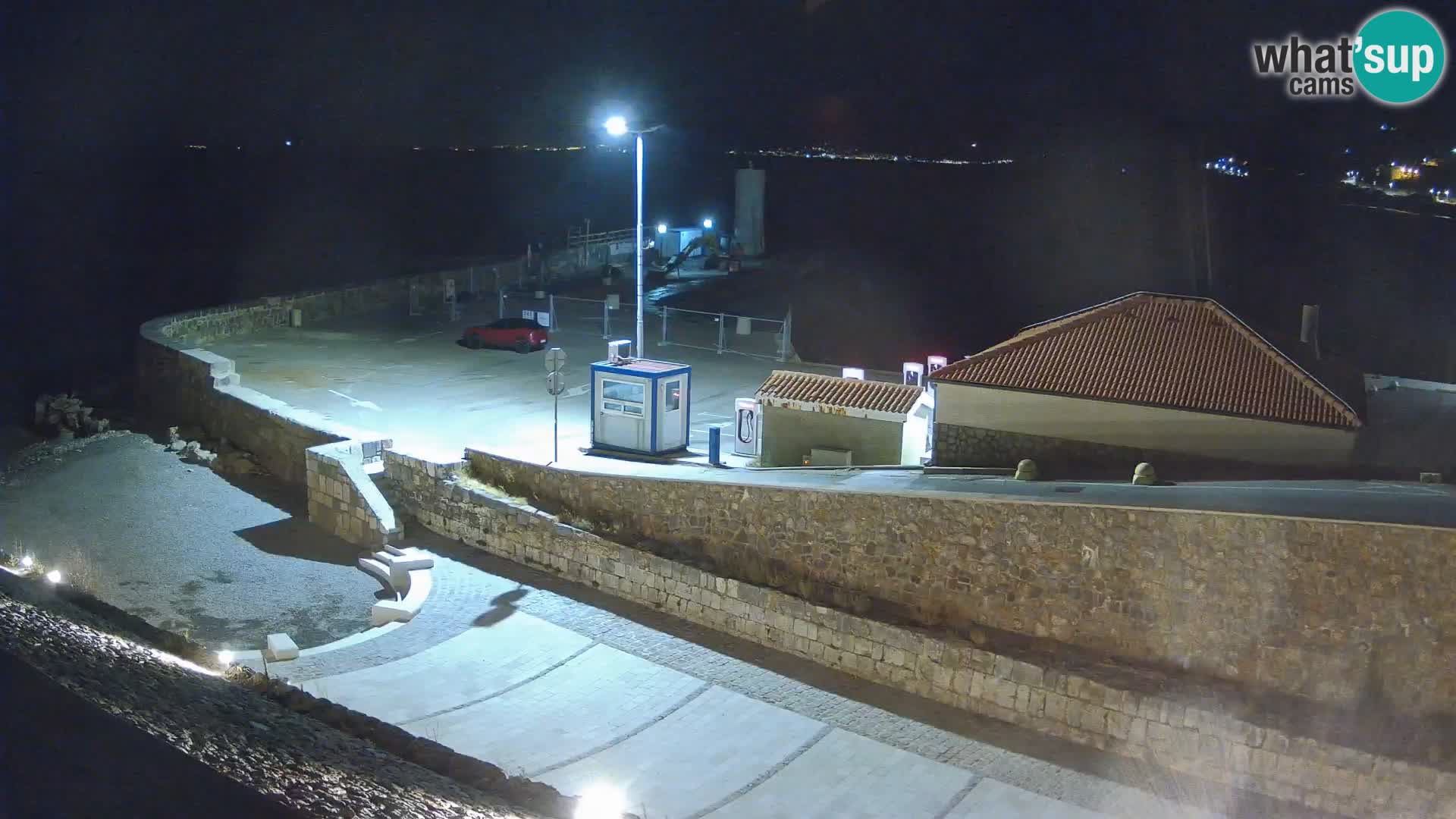 Senj Hafen Webcam – Wellenbrecher & Leuchtturm Liveblick