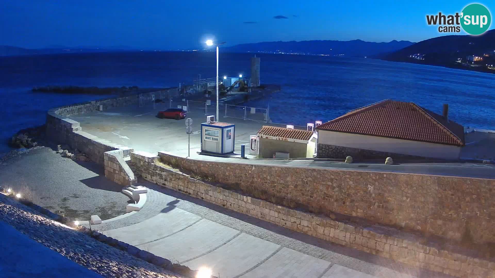 Webcam puerto de Senj – Rompeolas y faro en directo