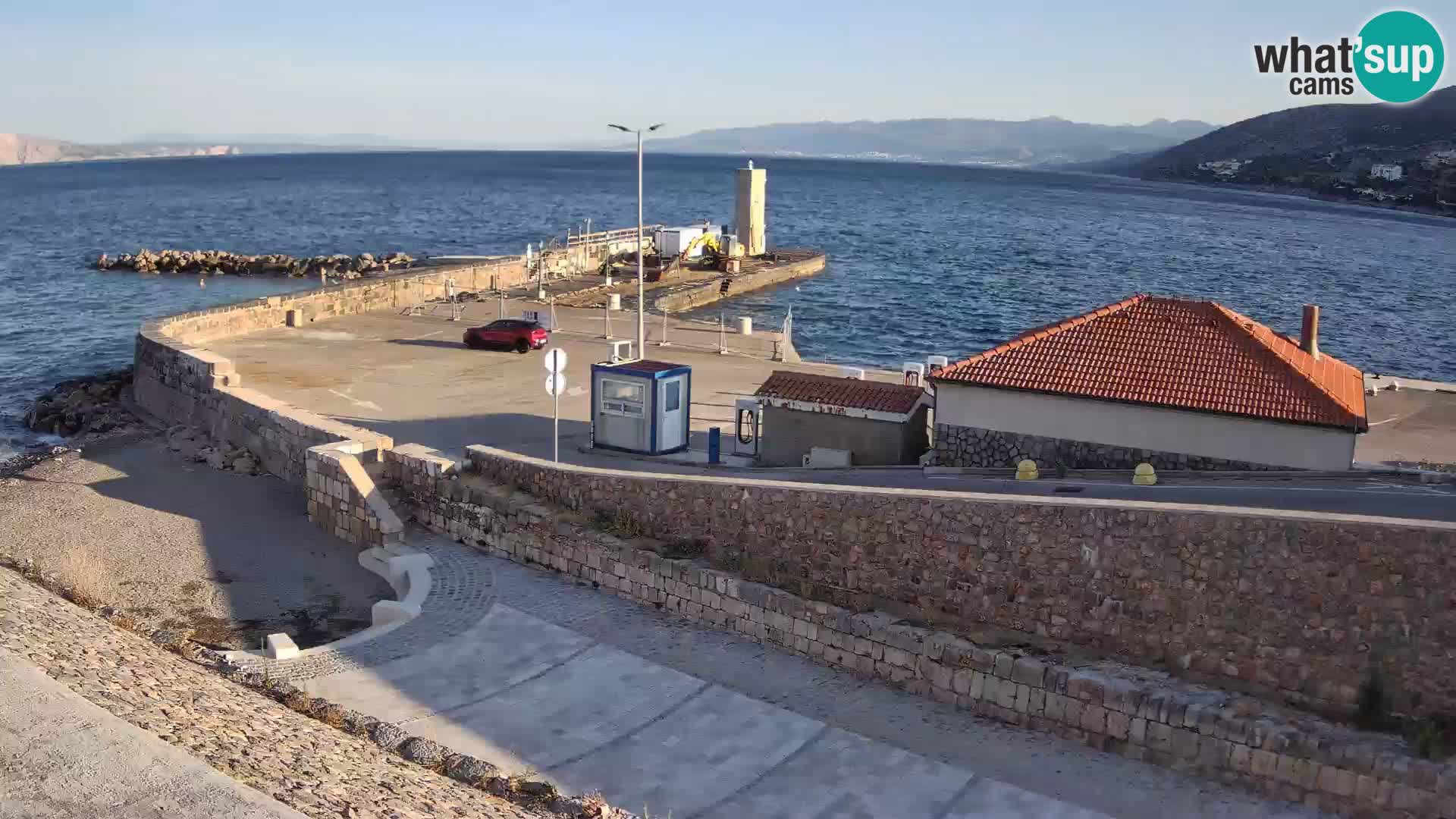 Webcam puerto de Senj – Rompeolas y faro en directo