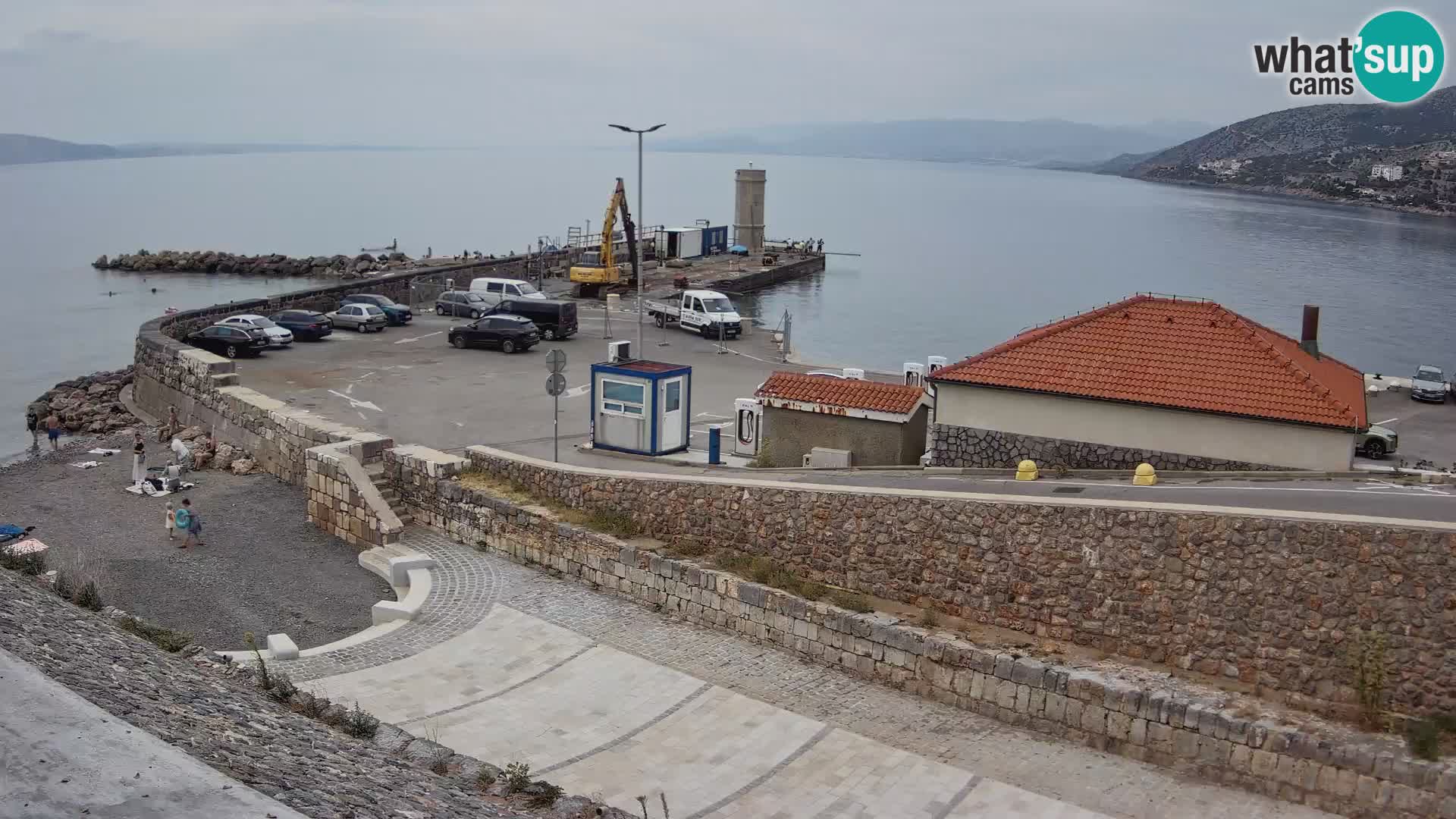 Webcam port de Senj – Vue sur la jetée et le phare