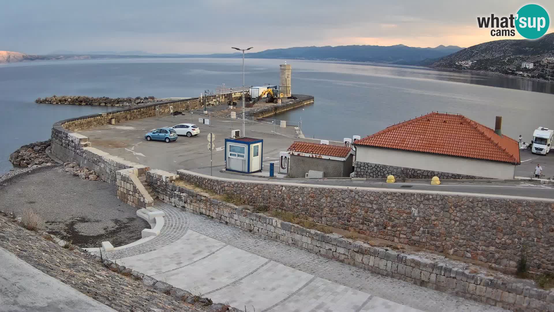 Senj Harbour Webcam – Breakwater & Lighthouse Live View