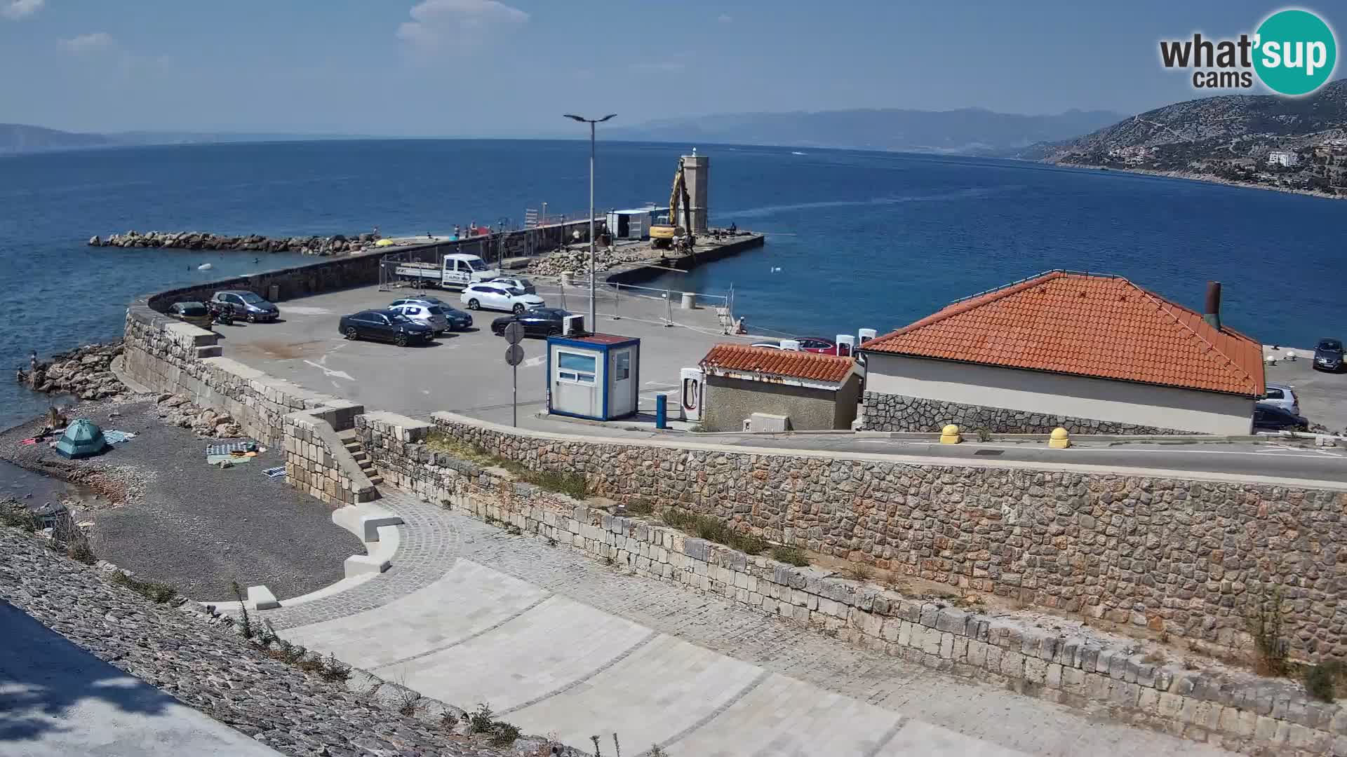Senj Hafen Webcam – Wellenbrecher & Leuchtturm Liveblick