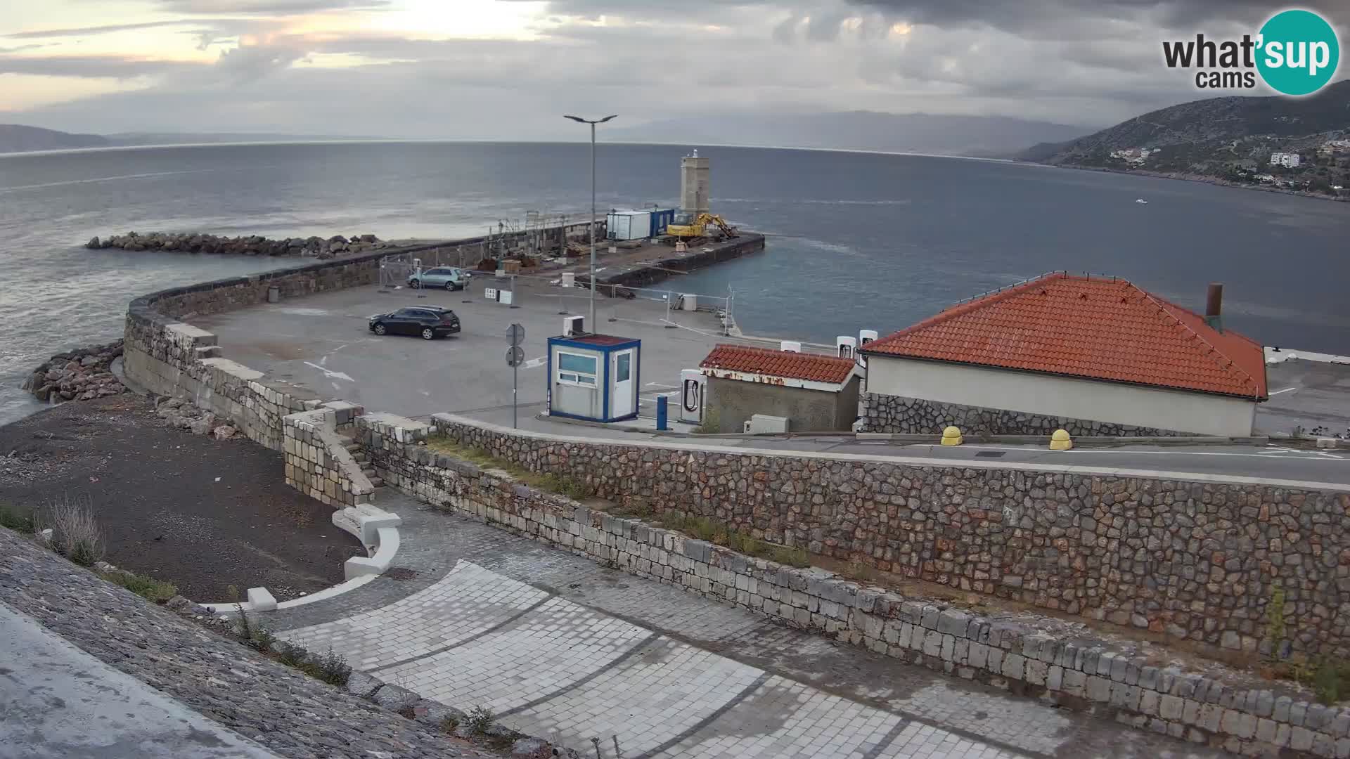 Webcam Porto di Segna – Frangiflutti e Faro in diretta