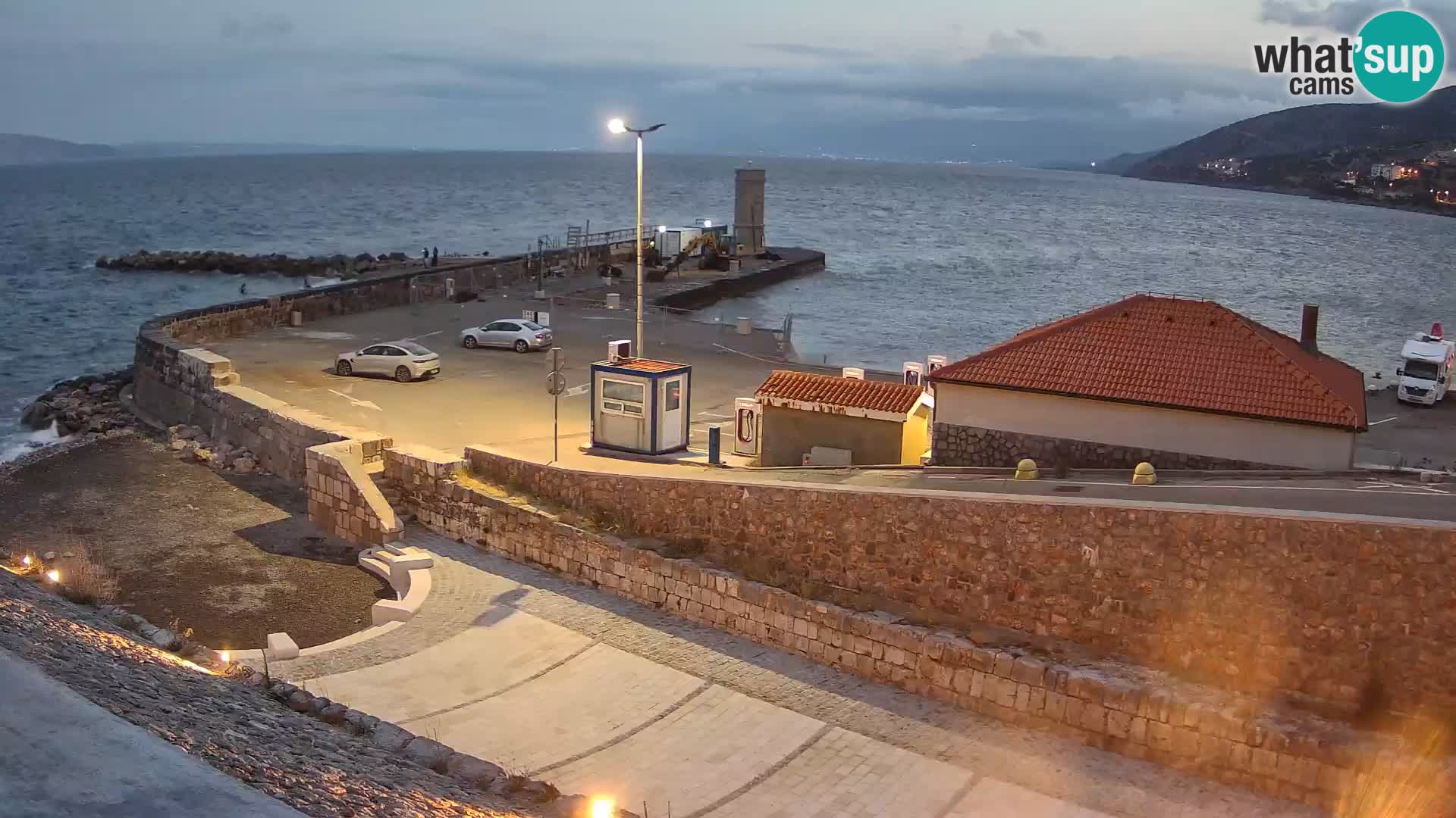 Webcam Porto di Segna – Frangiflutti e Faro in diretta