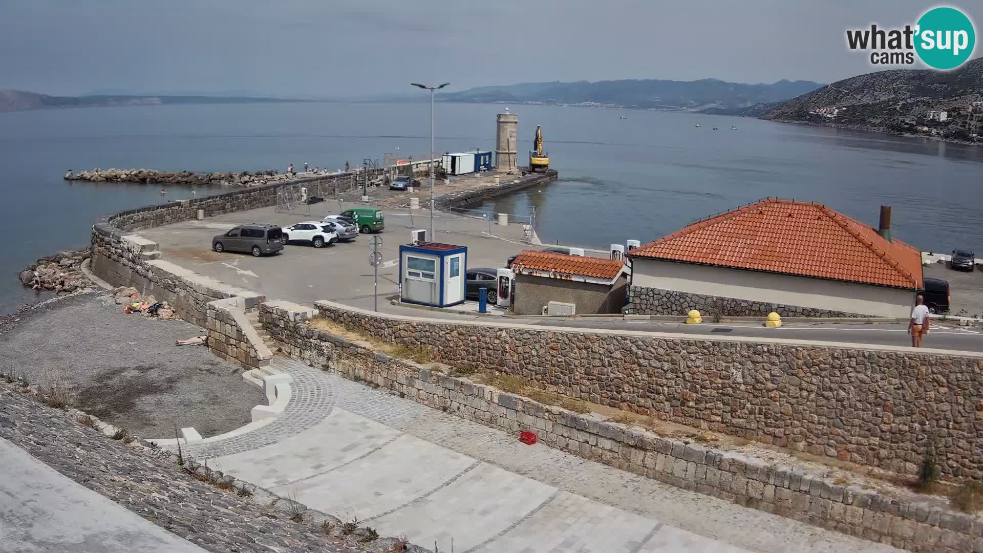 Web kamera Senj luka – Lukobran i svjetionik uživo