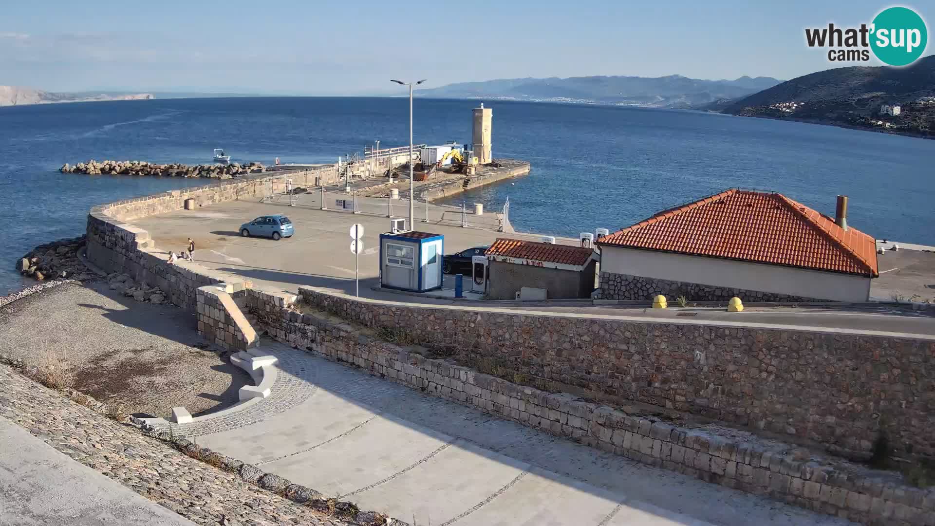Webcam puerto de Senj – Rompeolas y faro en directo