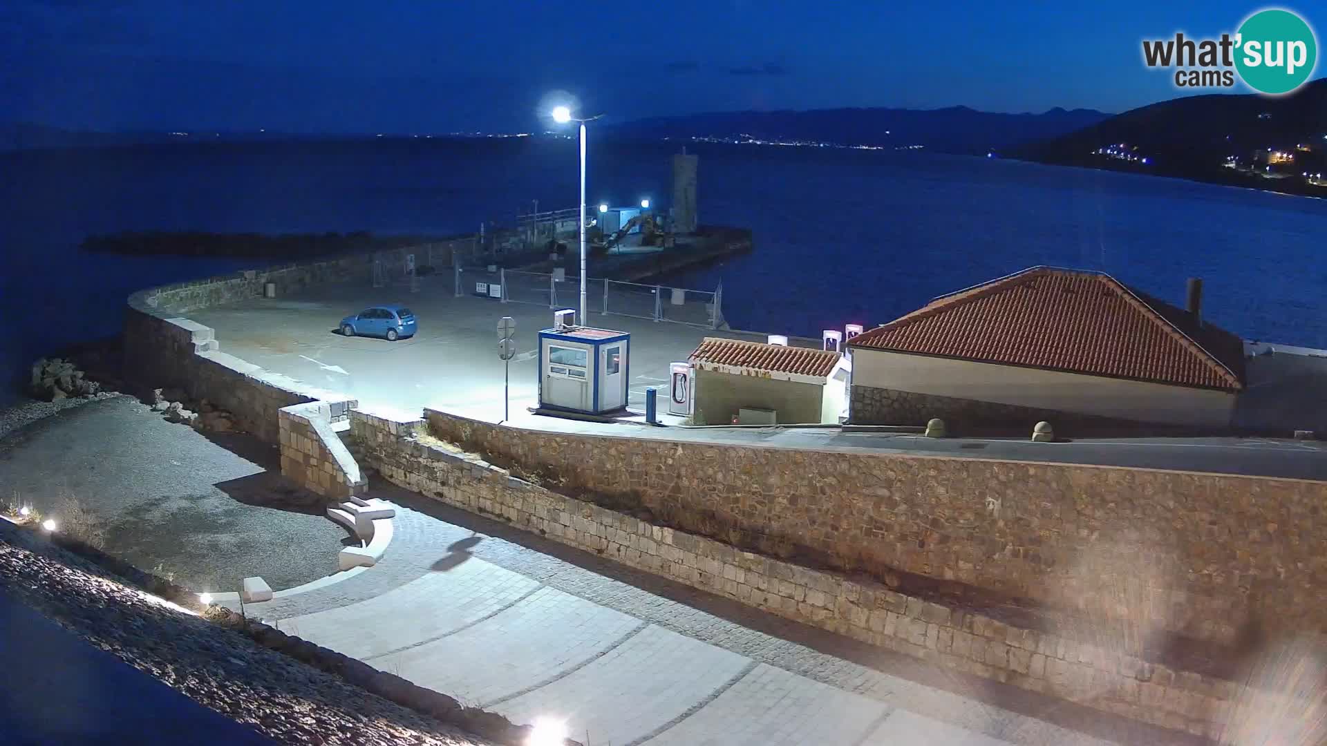Senj Hafen Webcam – Wellenbrecher & Leuchtturm Liveblick