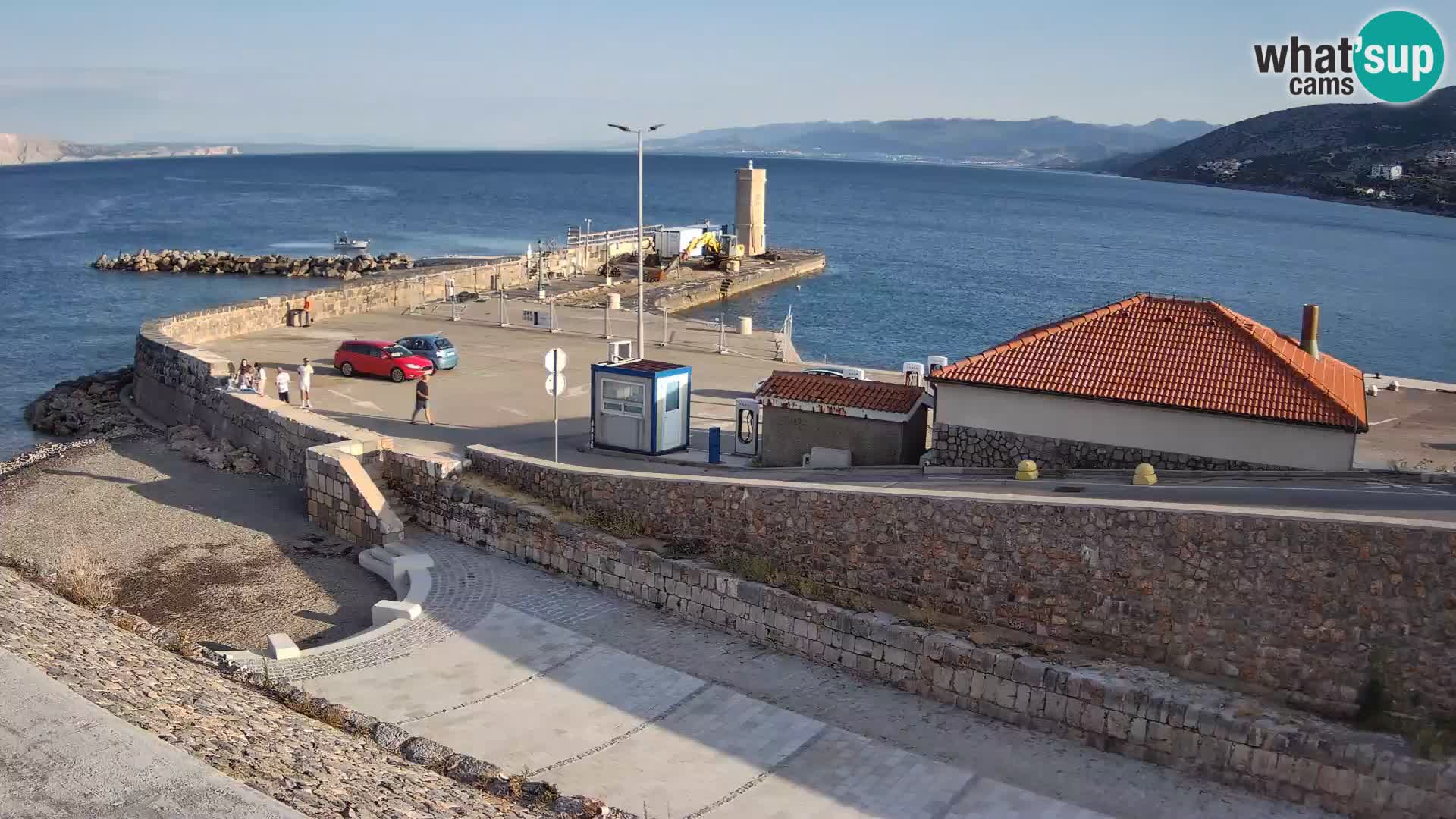 Web kamera Senj luka – Lukobran i svjetionik uživo