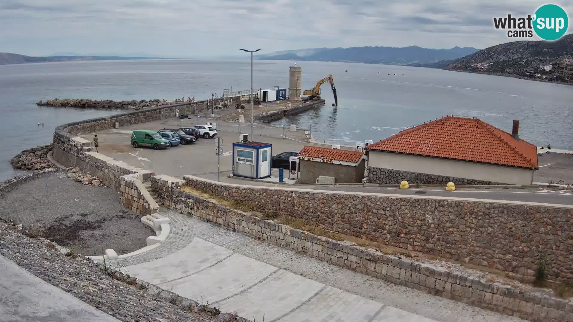 Web kamera Senj luka – Lukobran i svjetionik uživo