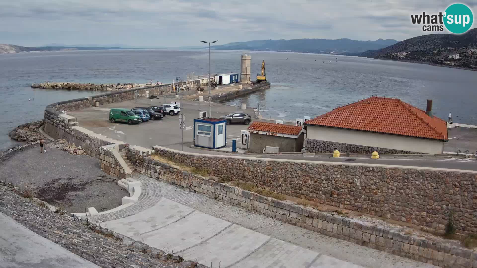 Senj Hafen Webcam – Wellenbrecher & Leuchtturm Liveblick