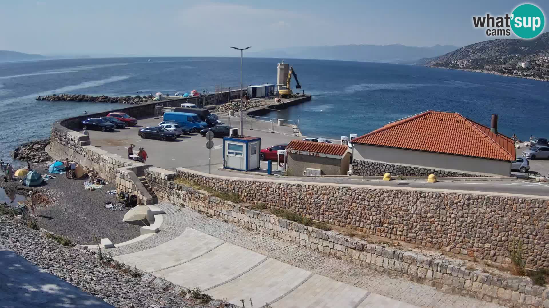 Senj Hafen Webcam – Wellenbrecher & Leuchtturm Liveblick