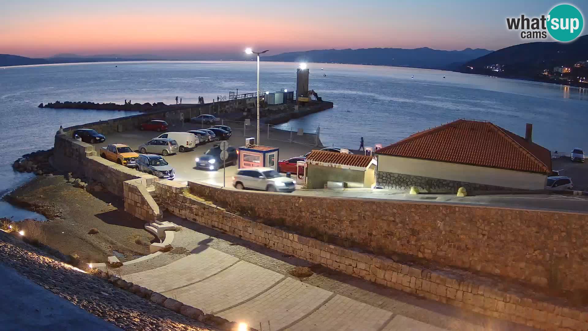 Senj Harbour Webcam – Breakwater & Lighthouse Live View