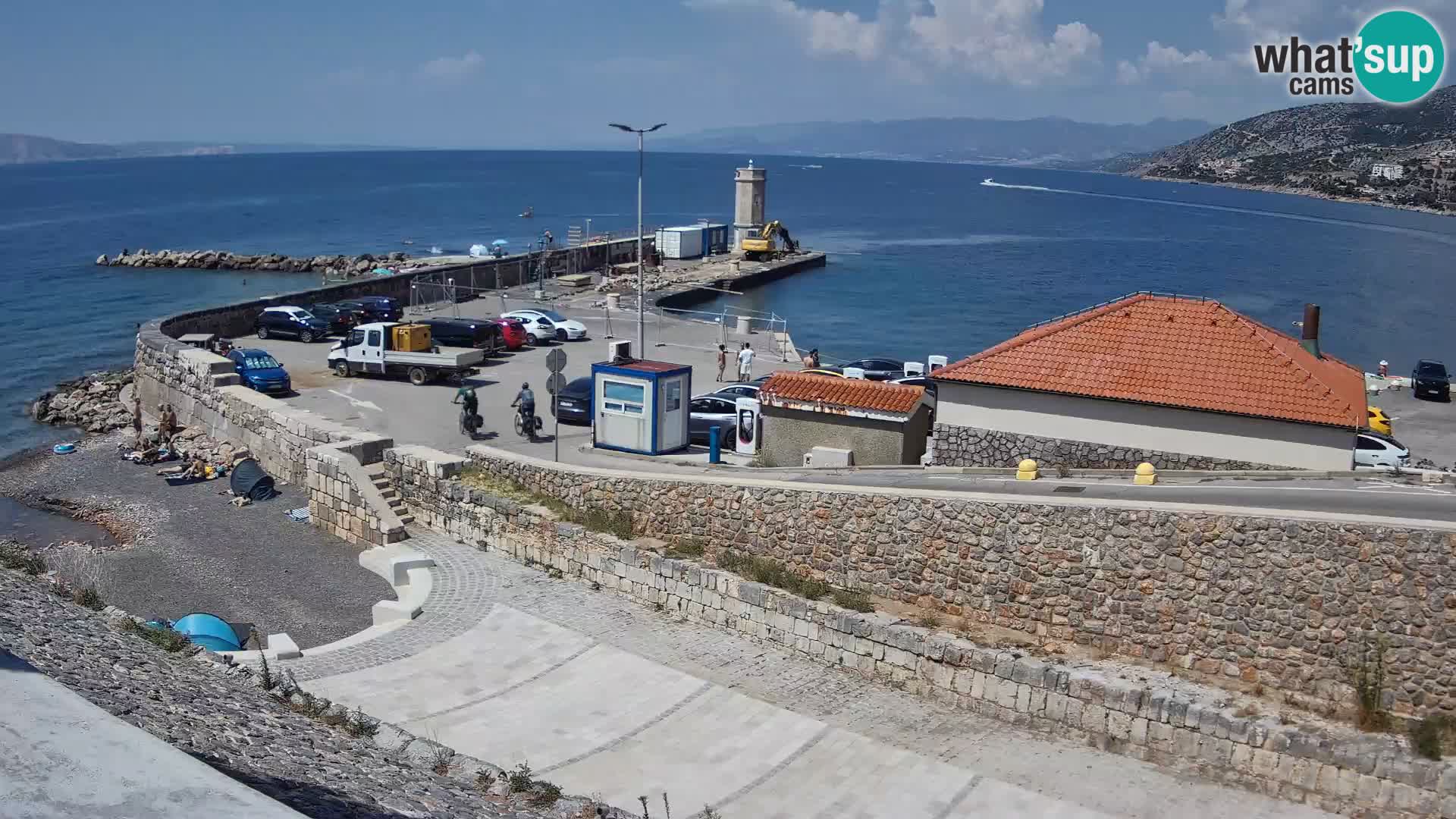 Webcam port de Senj – Vue sur la jetée et le phare