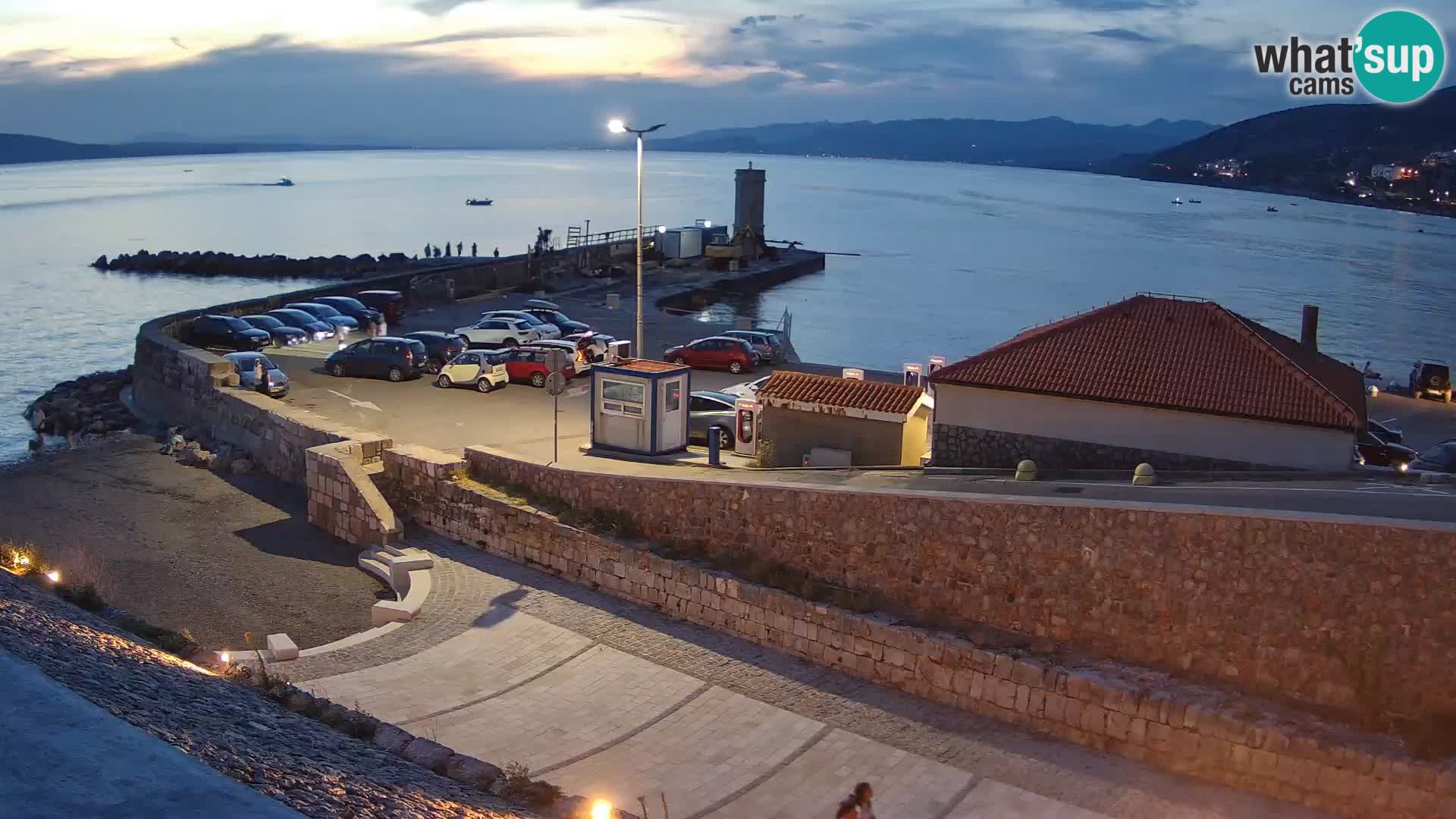 Webcam Porto di Segna – Frangiflutti e Faro in diretta