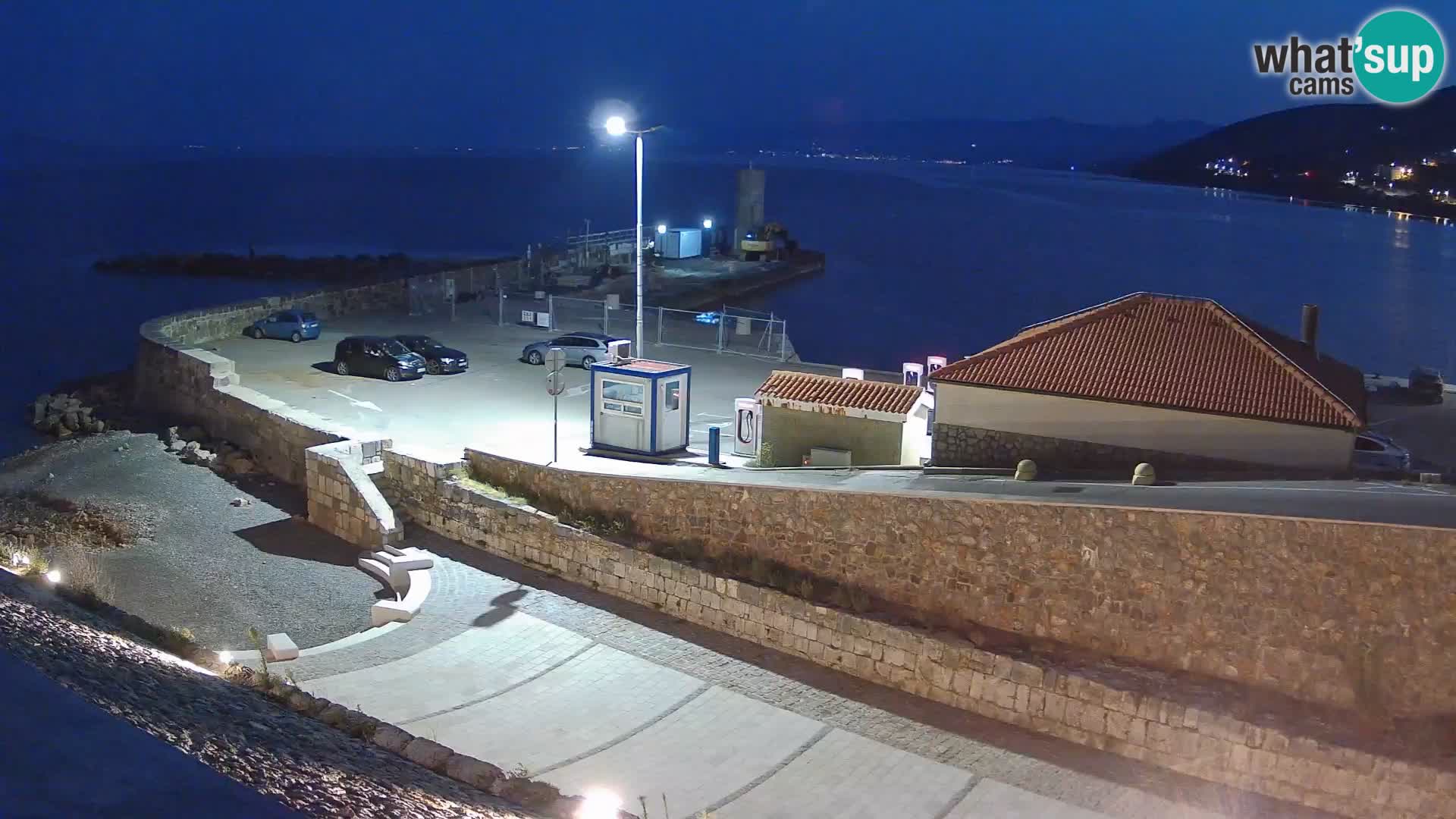 Webcam port de Senj – Vue sur la jetée et le phare