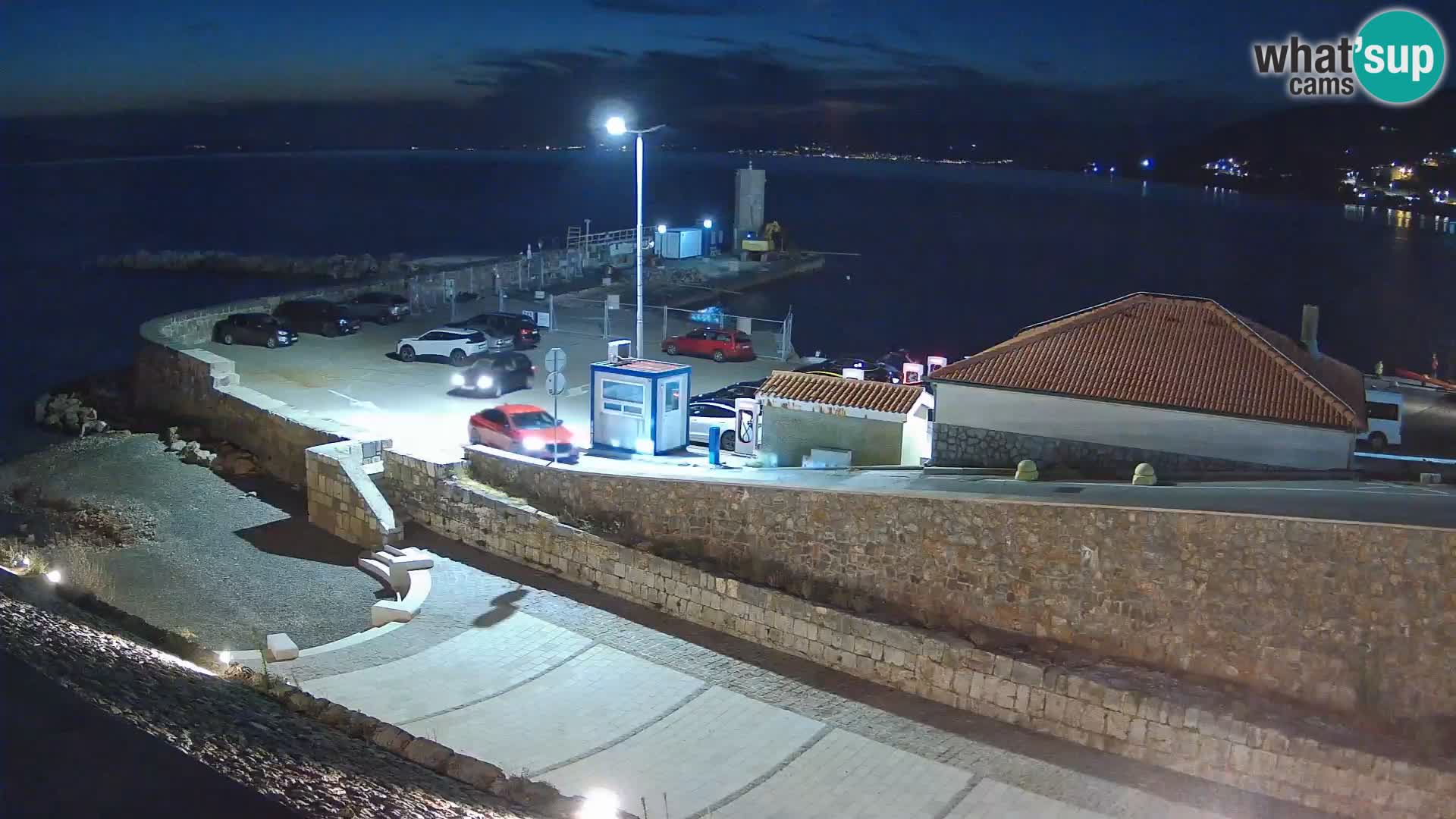 Webcam puerto de Senj – Rompeolas y faro en directo