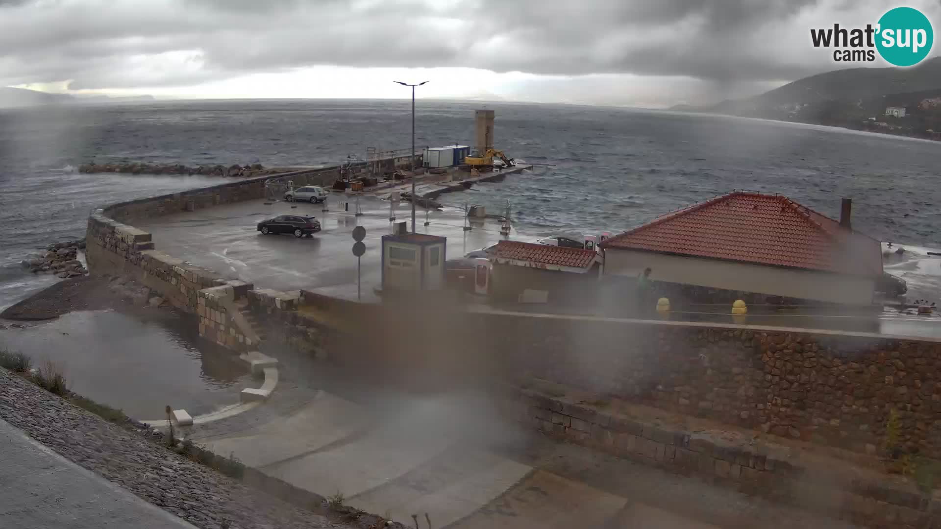 Webcam puerto de Senj – Rompeolas y faro en directo