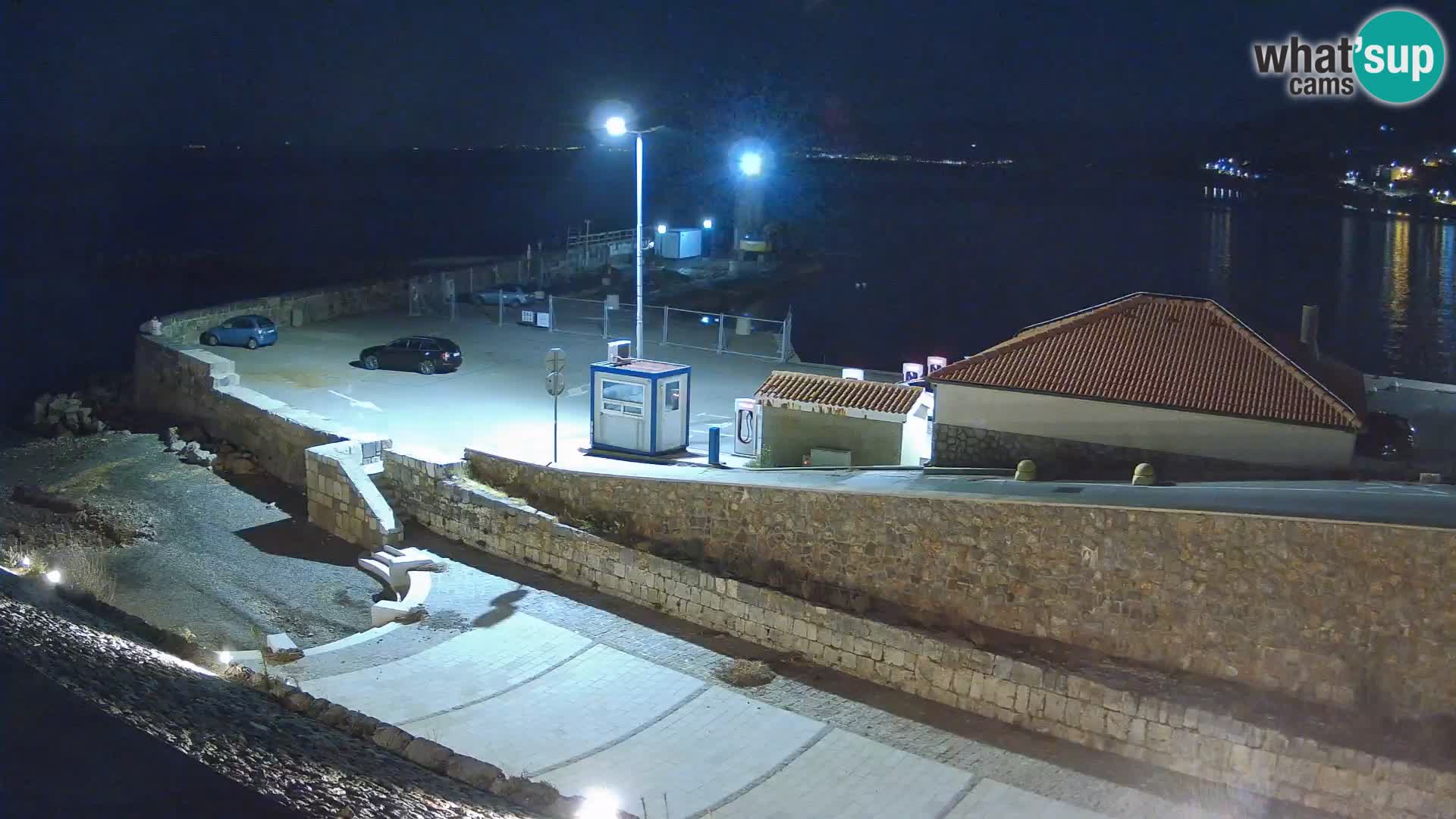 Webcam puerto de Senj – Rompeolas y faro en directo