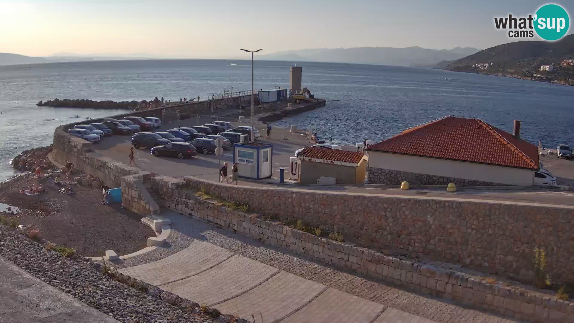 Webcam Porto di Segna – Frangiflutti e Faro in diretta