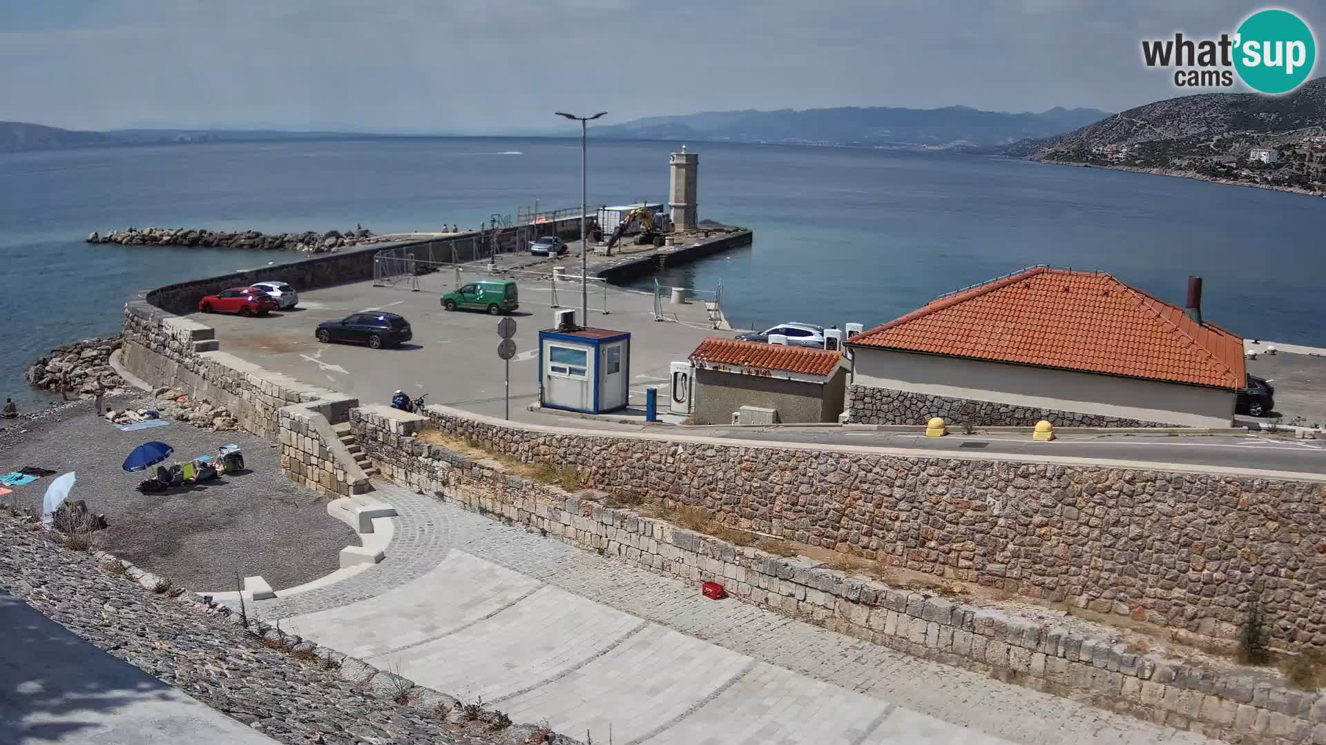 Webcam port de Senj – Vue sur la jetée et le phare