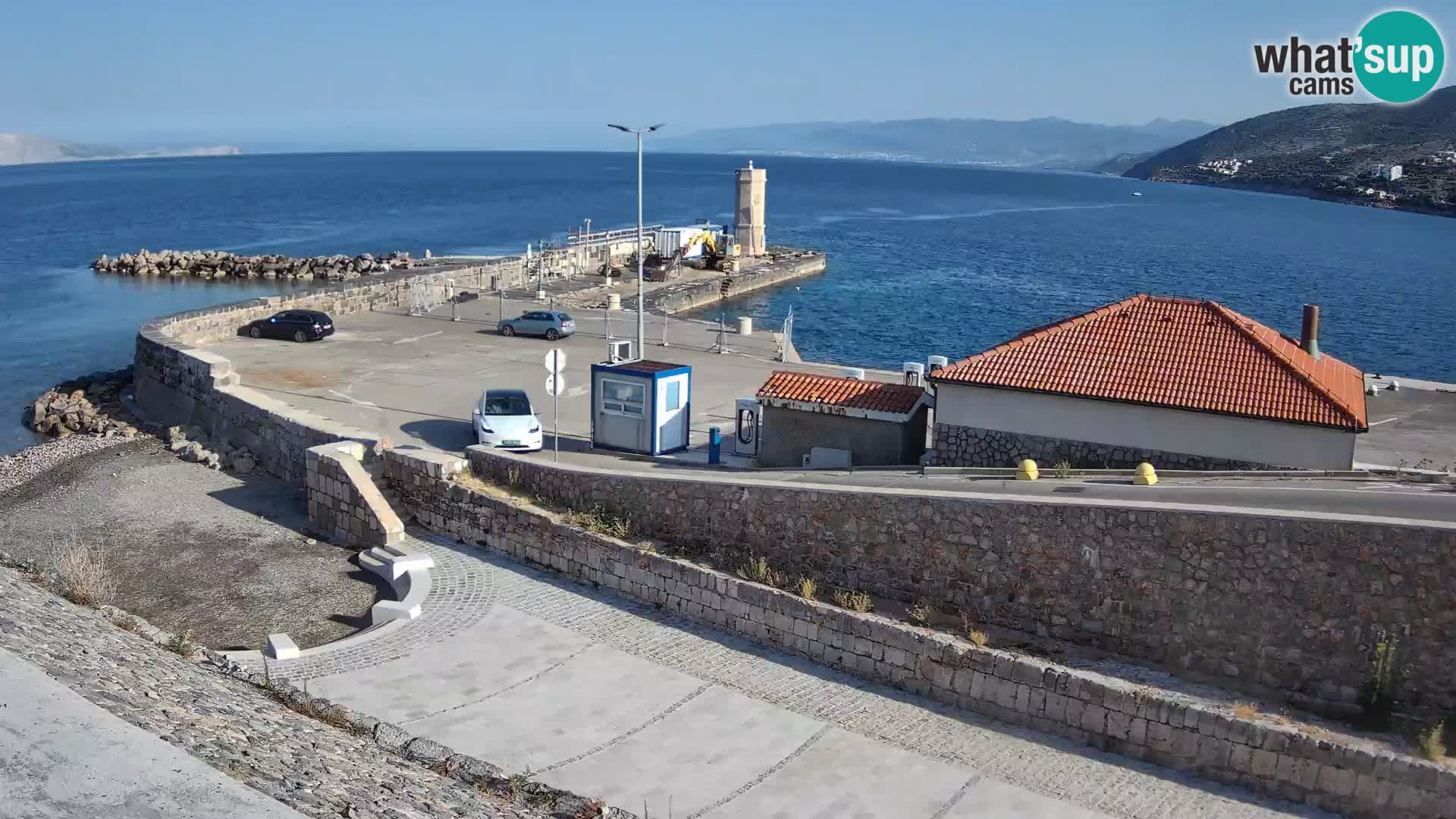 Webcam Porto di Segna – Frangiflutti e Faro in diretta