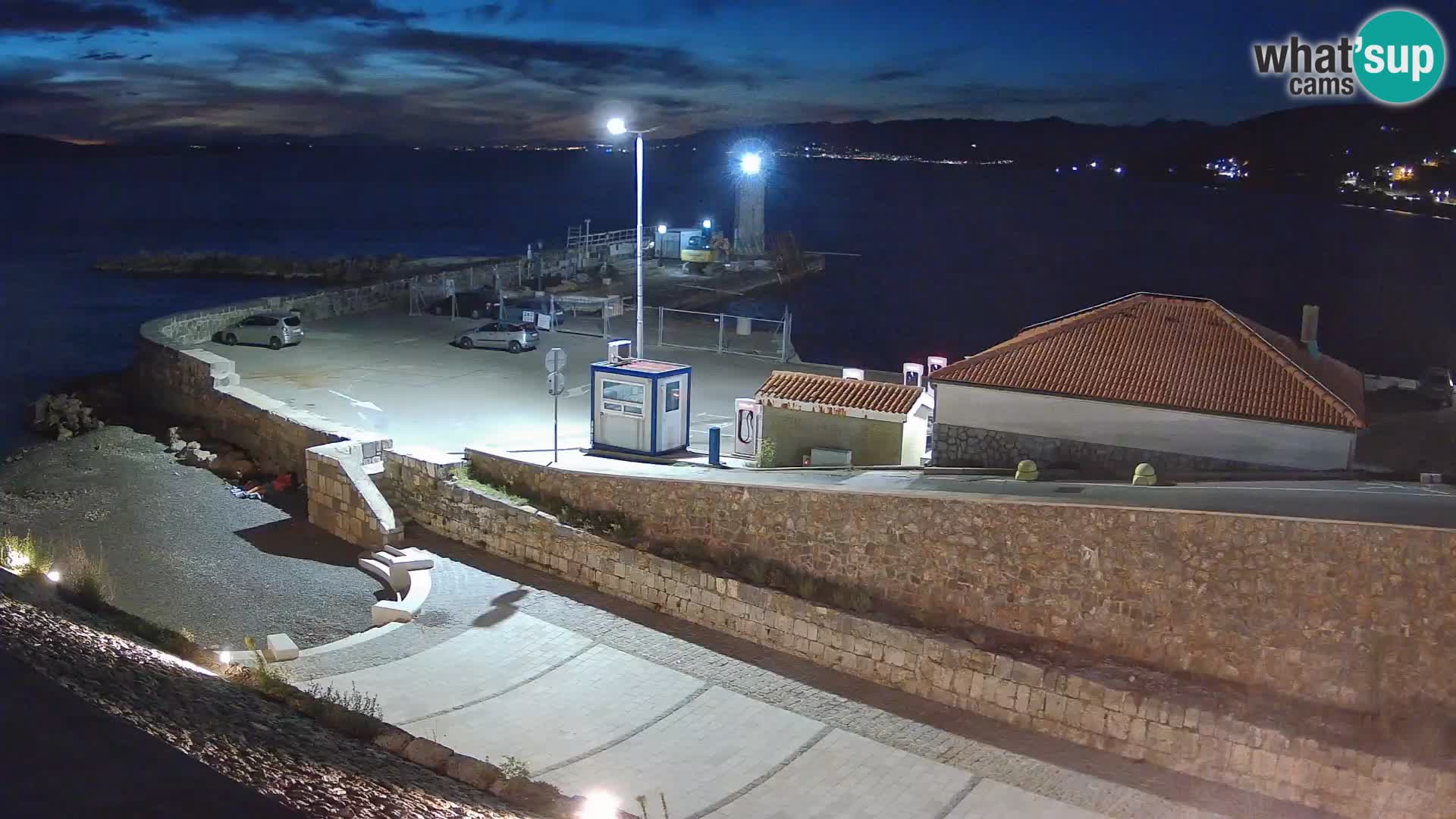 Webcam puerto de Senj – Rompeolas y faro en directo