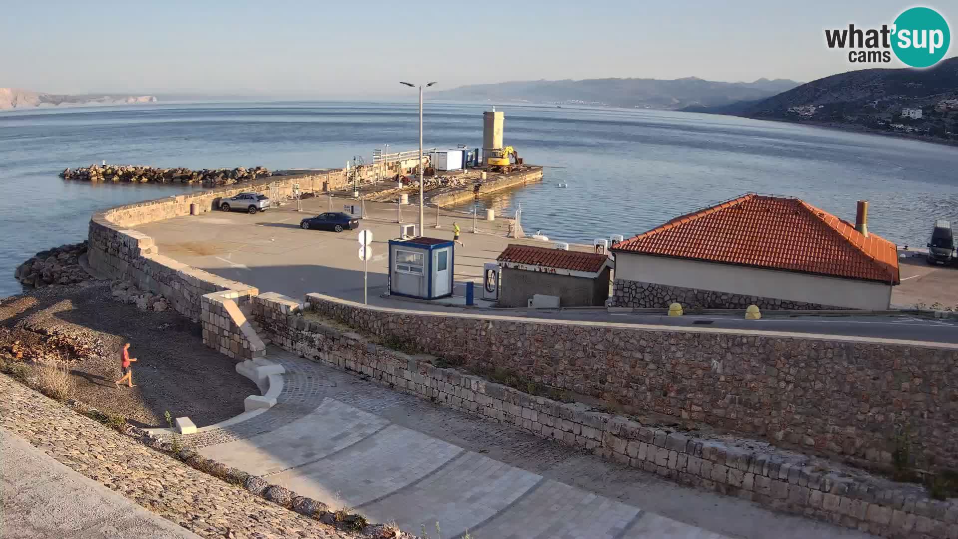 Senj Hafen Webcam – Wellenbrecher & Leuchtturm Liveblick