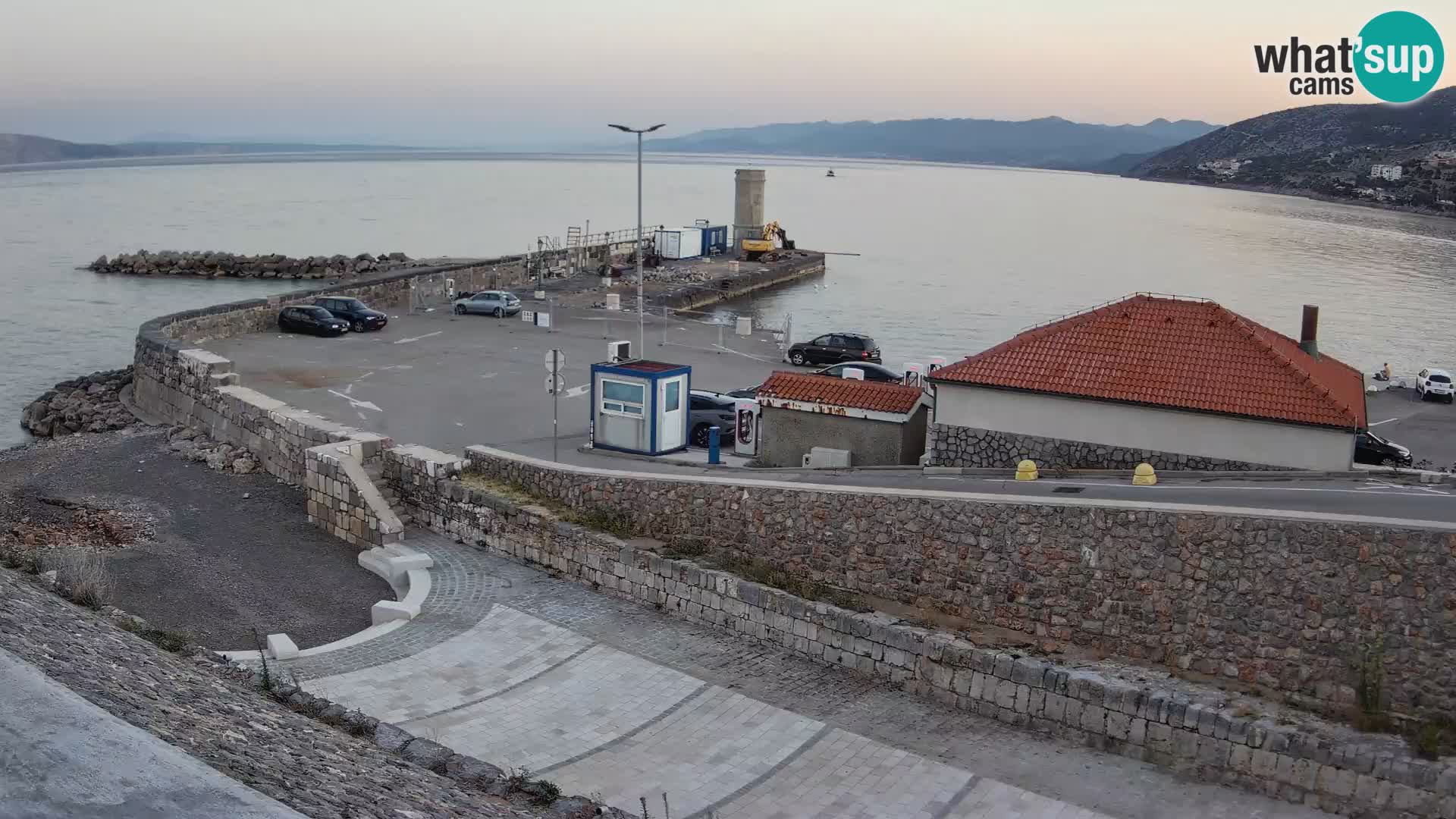 Senj Harbour Webcam – Breakwater & Lighthouse Live View