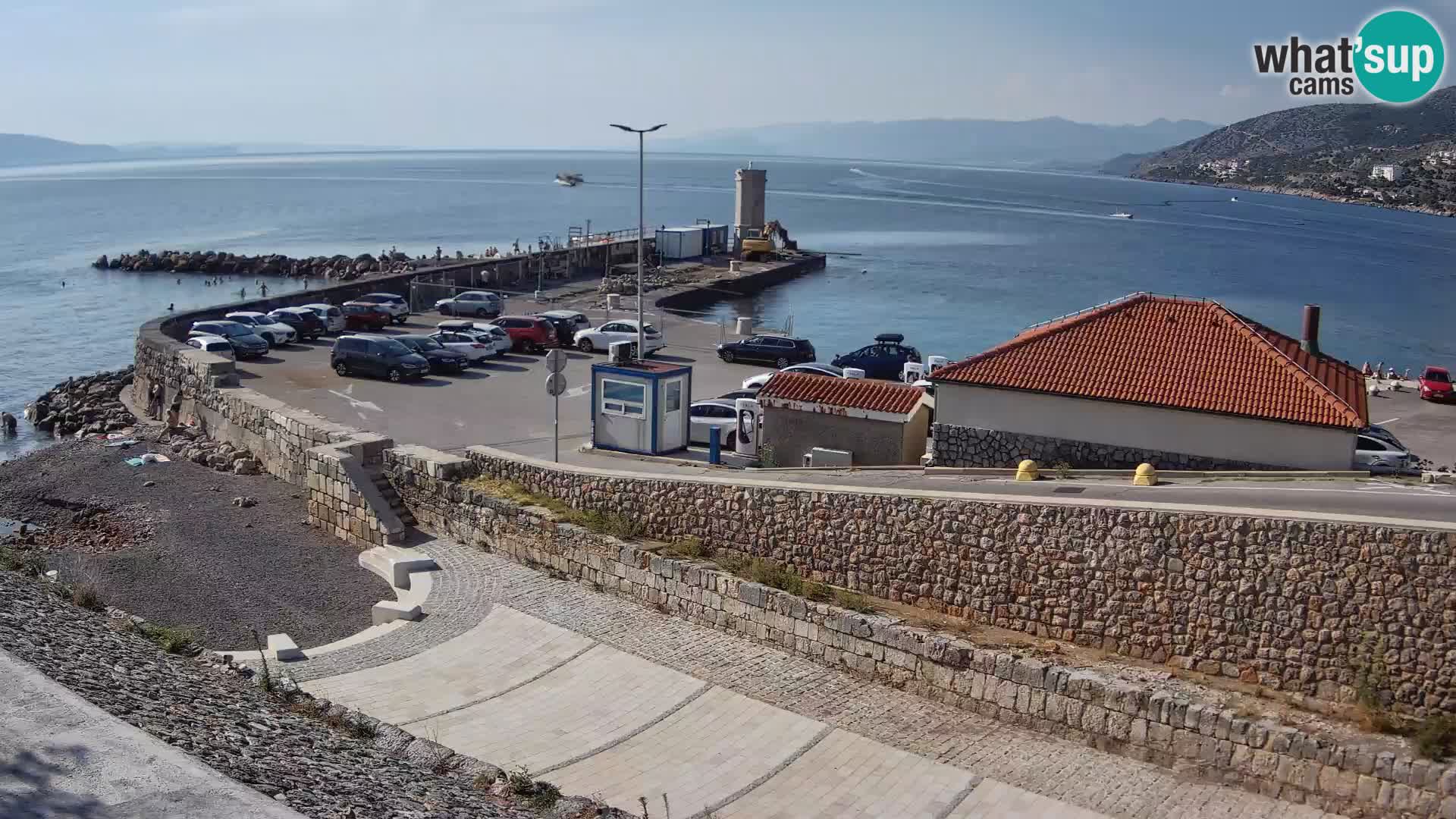 Senj Hafen Webcam – Wellenbrecher & Leuchtturm Liveblick