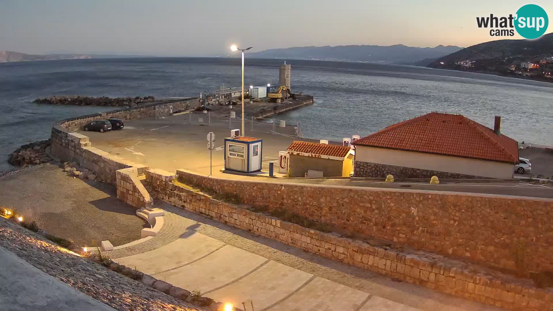 Senj Harbour Webcam – Breakwater & Lighthouse Live View