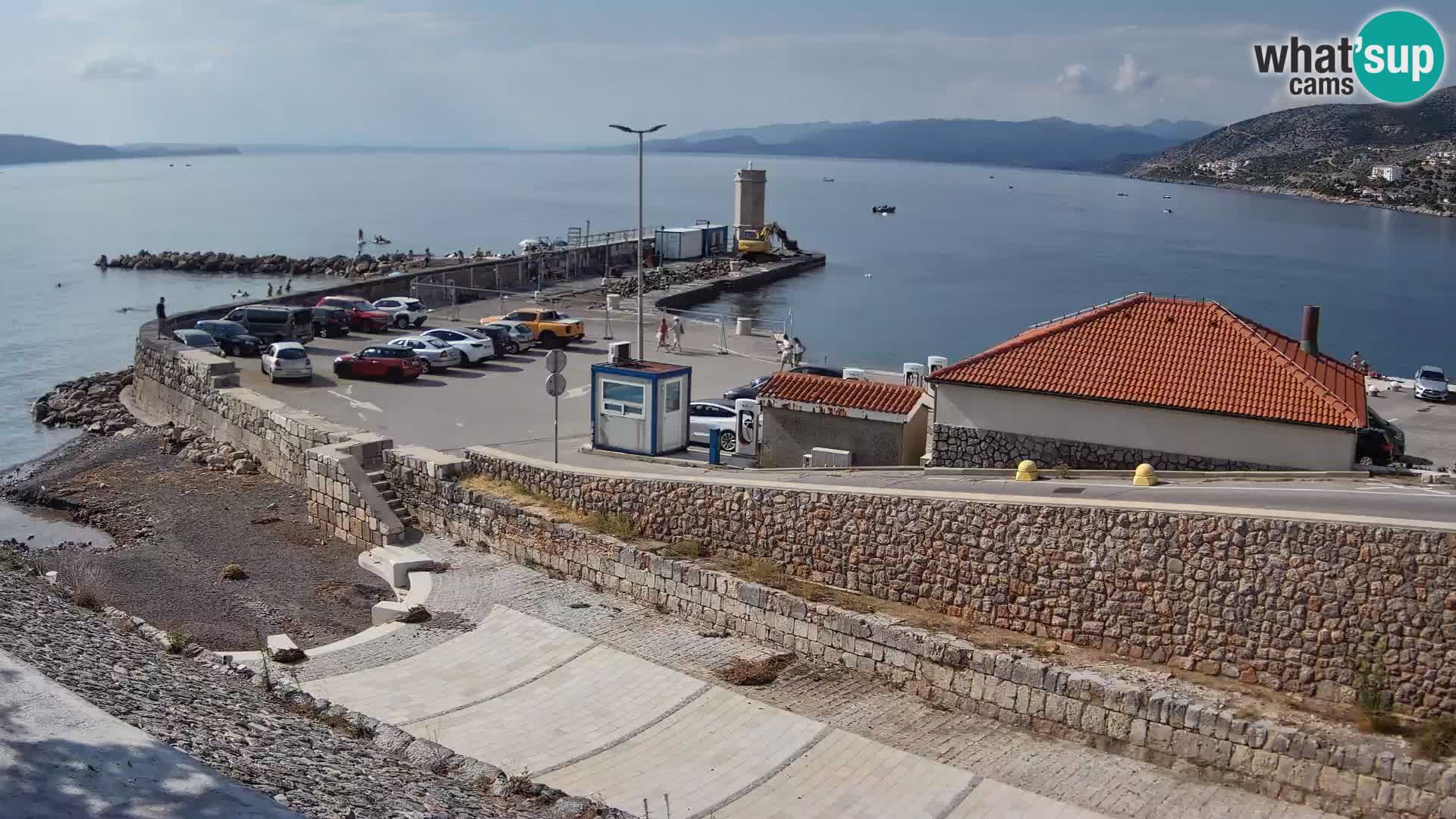 Webcam port de Senj – Vue sur la jetée et le phare